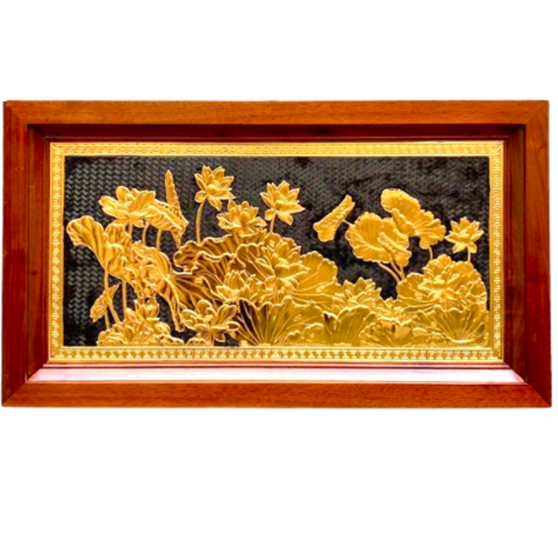 tranh hoa sen kich thuoc 38x68cm ma vang 24k nen den khung go soi