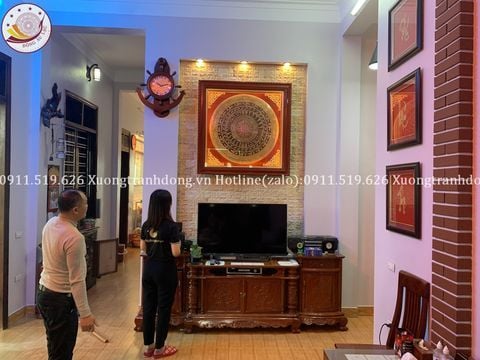 tranh trong dong dong do gia co kich thuoc 1m27x1m27 xuong tranh dong