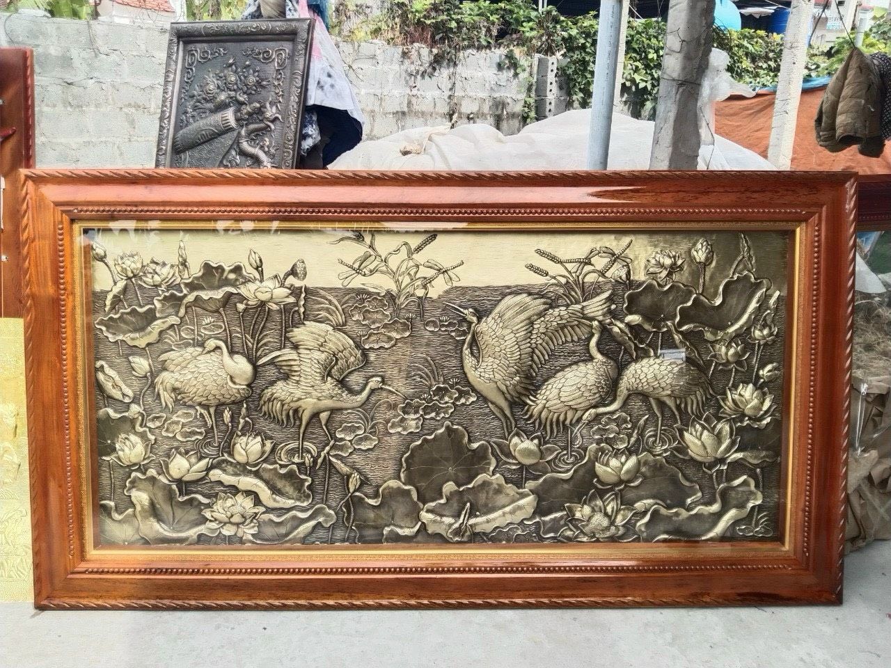 tranh sen hac dong vang gia co 1m7x90cm xuong tranh dong