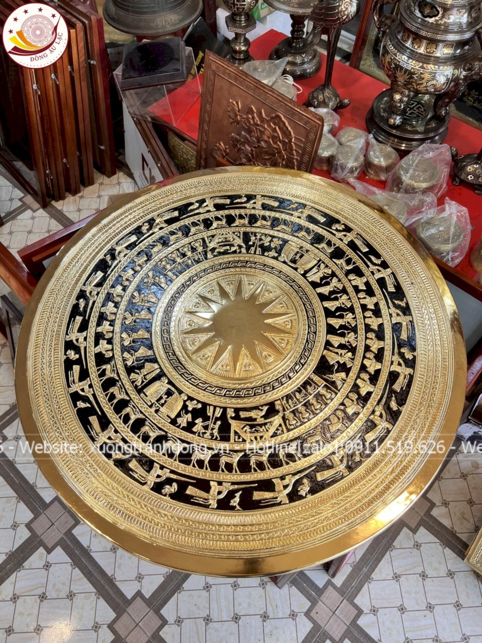 tranh trong dong dong vang dat vang kich thuoc 1m33x1m17 xuong tranh dong