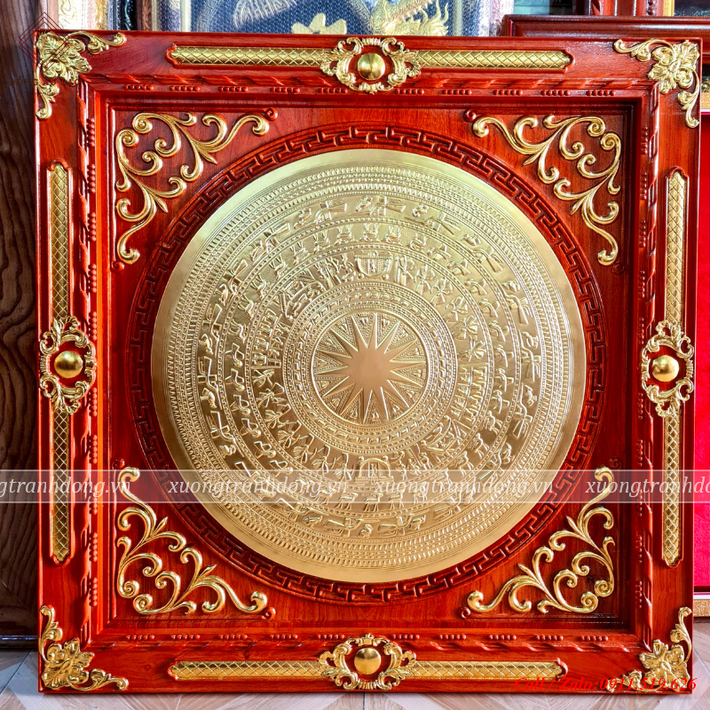 tranh trong go kt 1mx1m dk mat trong 80cm ma vang 10k ca khung