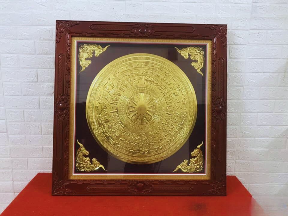 tranh trong dong dong vang dat vang kich thuoc 95x95cm xuong tranh dong