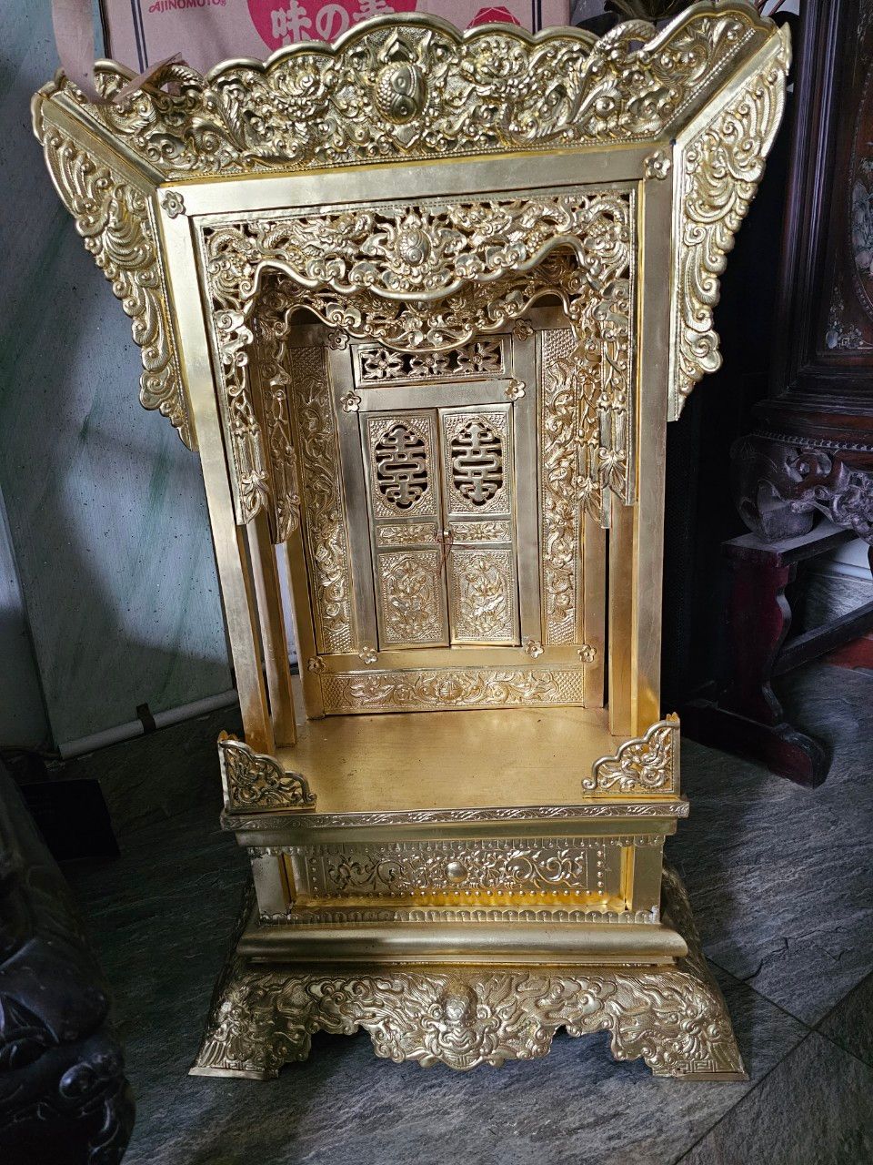 kham tho dong vang cao 69cm xuong tranh dong