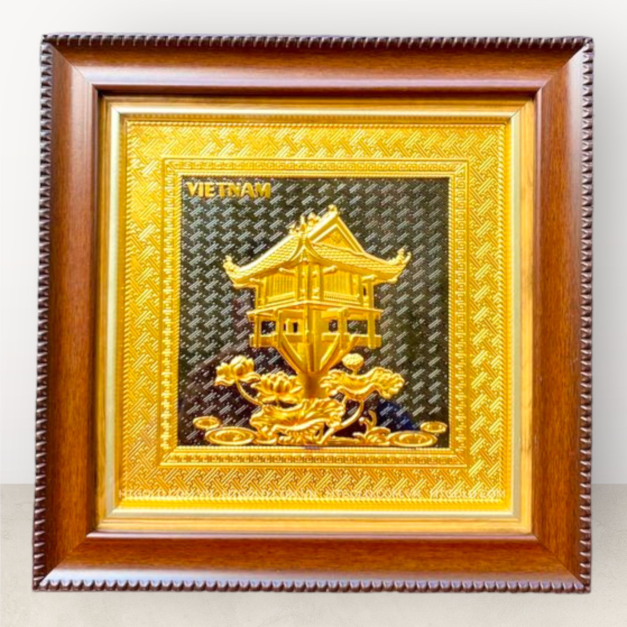 tranh qua tang danh lam van mieu bang dong vang ma vang 24k de ban kich thuoc 30x30cm xuong tranh dong