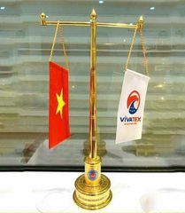 cot co tron dong vang dat vang 24k cao 58cm mau 2 xuong tranh dong