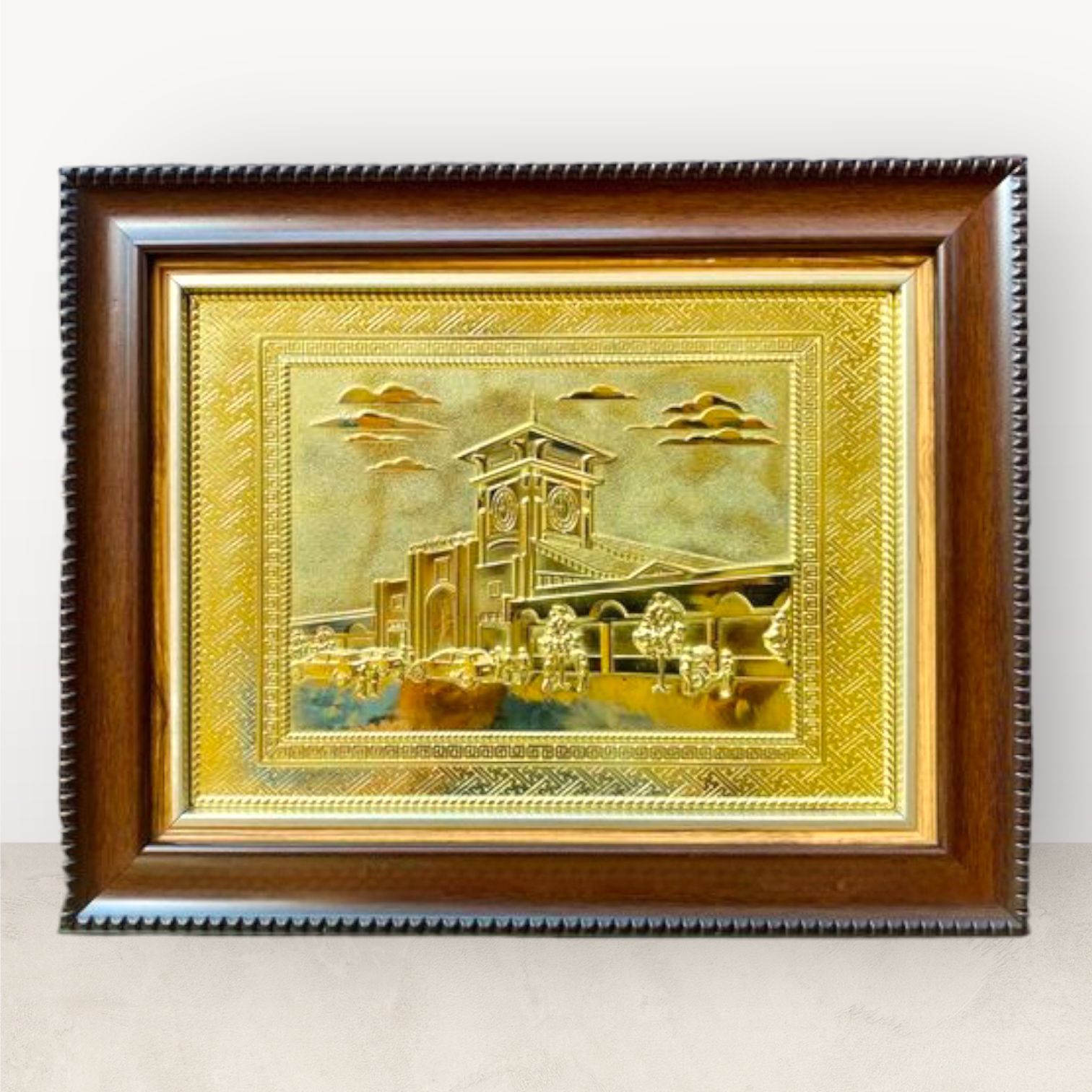 tranh qua tang danh lam cho ben thanh bang dong vang kich thuoc 28x34cm mau 2 xuong tranh dong