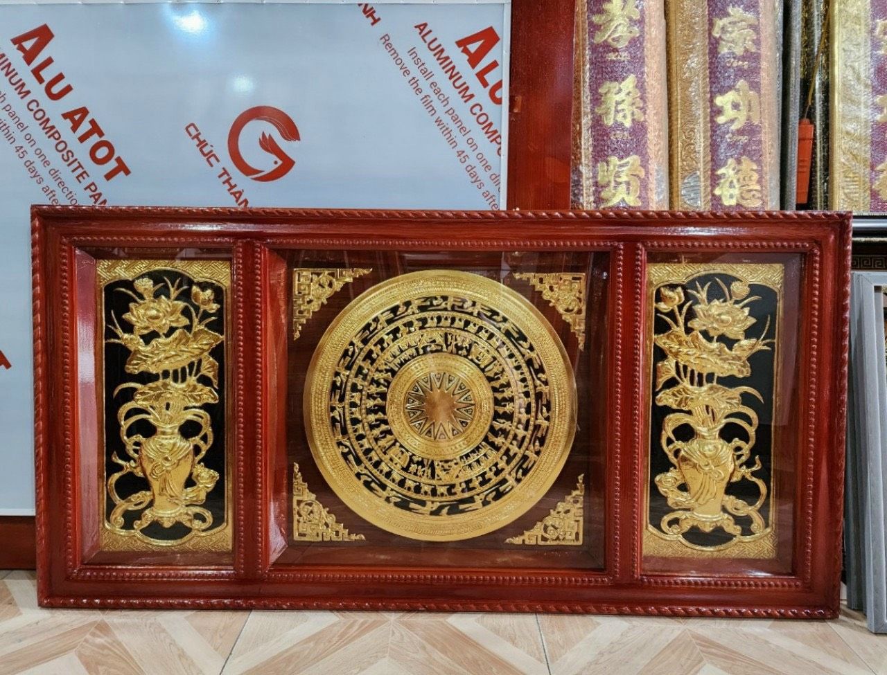 tranh trong dong dong vang dat vang kich thuoc 1m76x1m07 xuong tranh dong