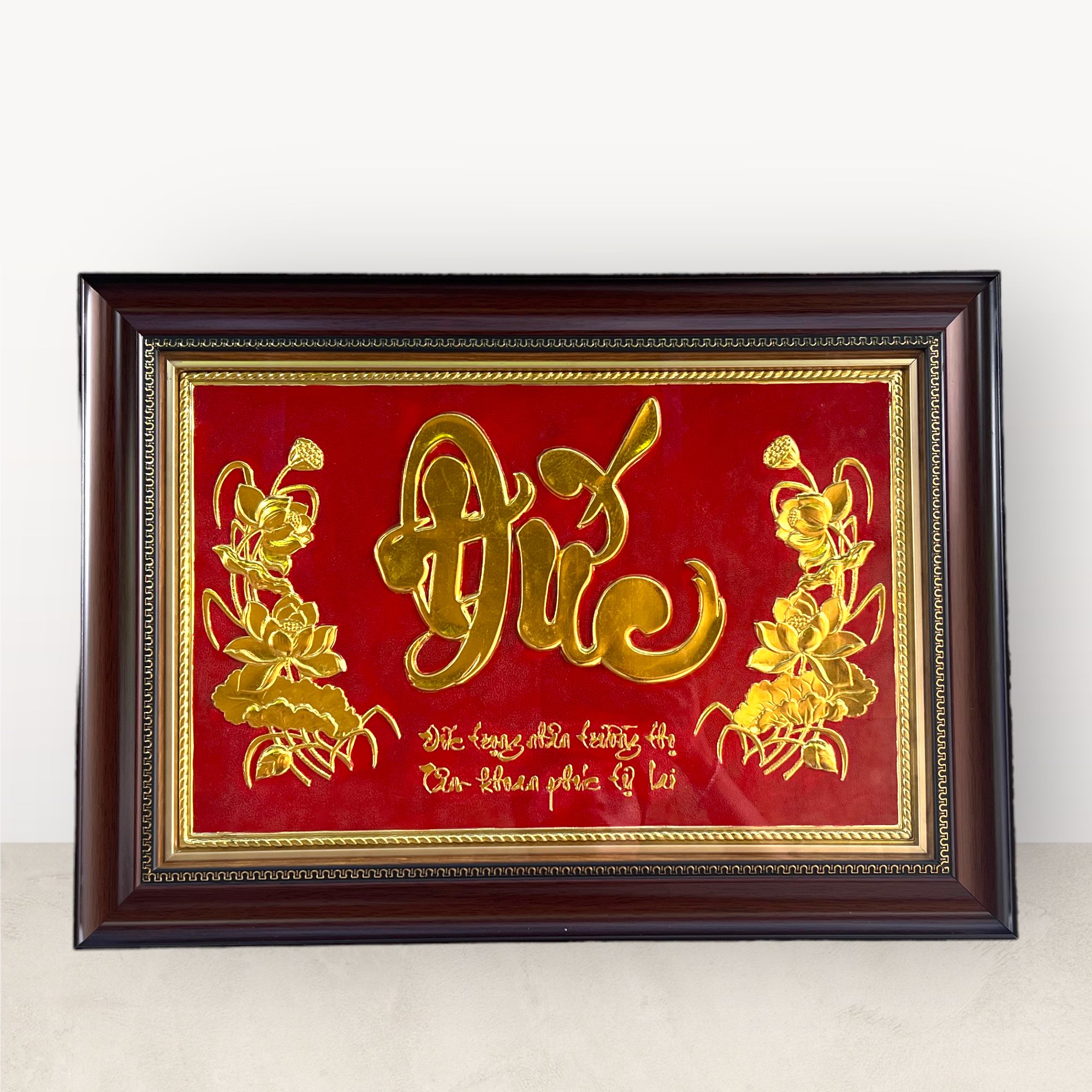 tranh qua tang chu duc bang dong vang dat vang kich thuoc 38x54cm mau 2 xuong tranh dong