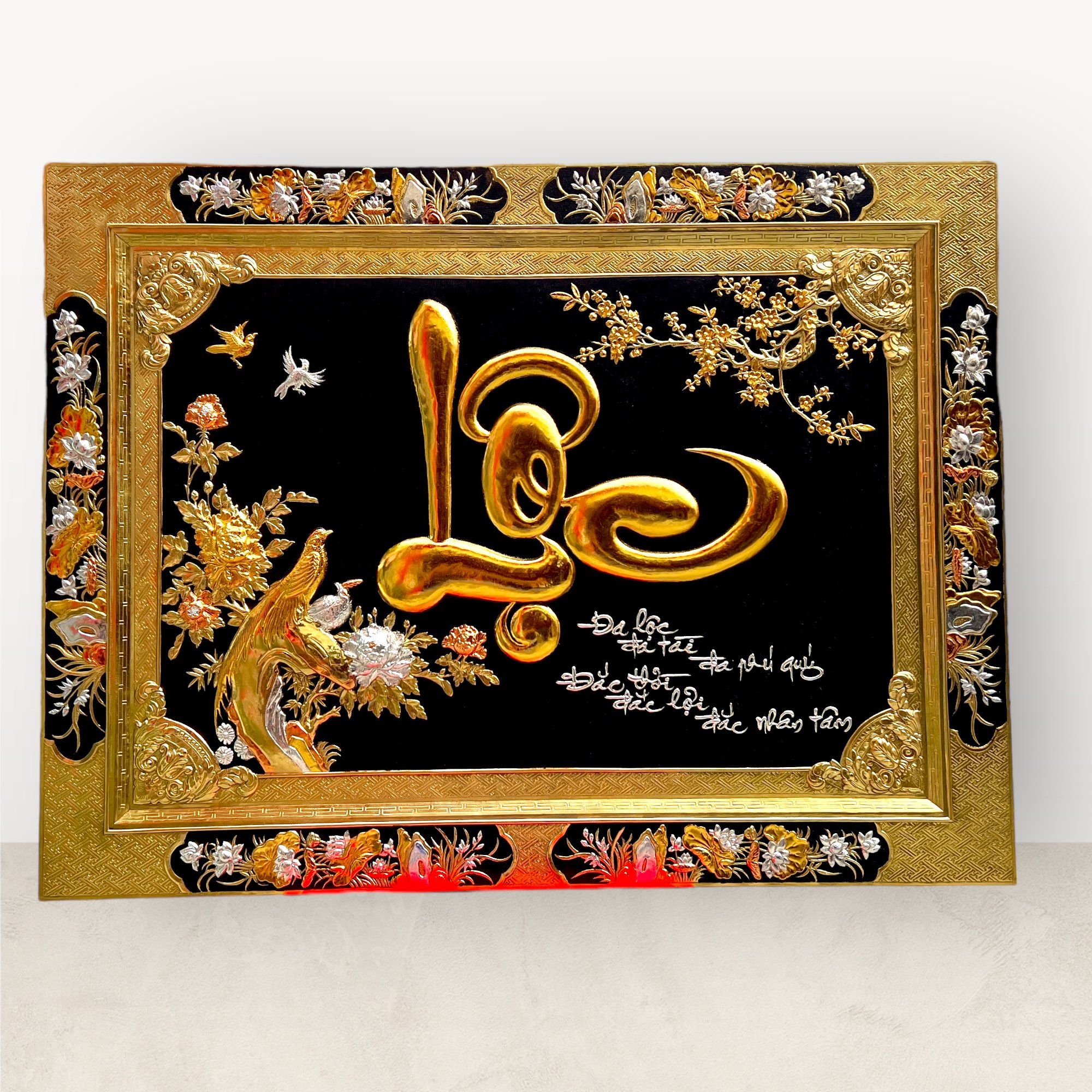 tranh qua tang chu loc bang dong vang khung dong dat vang kich thuoc 81x107cm xuong tranh dong