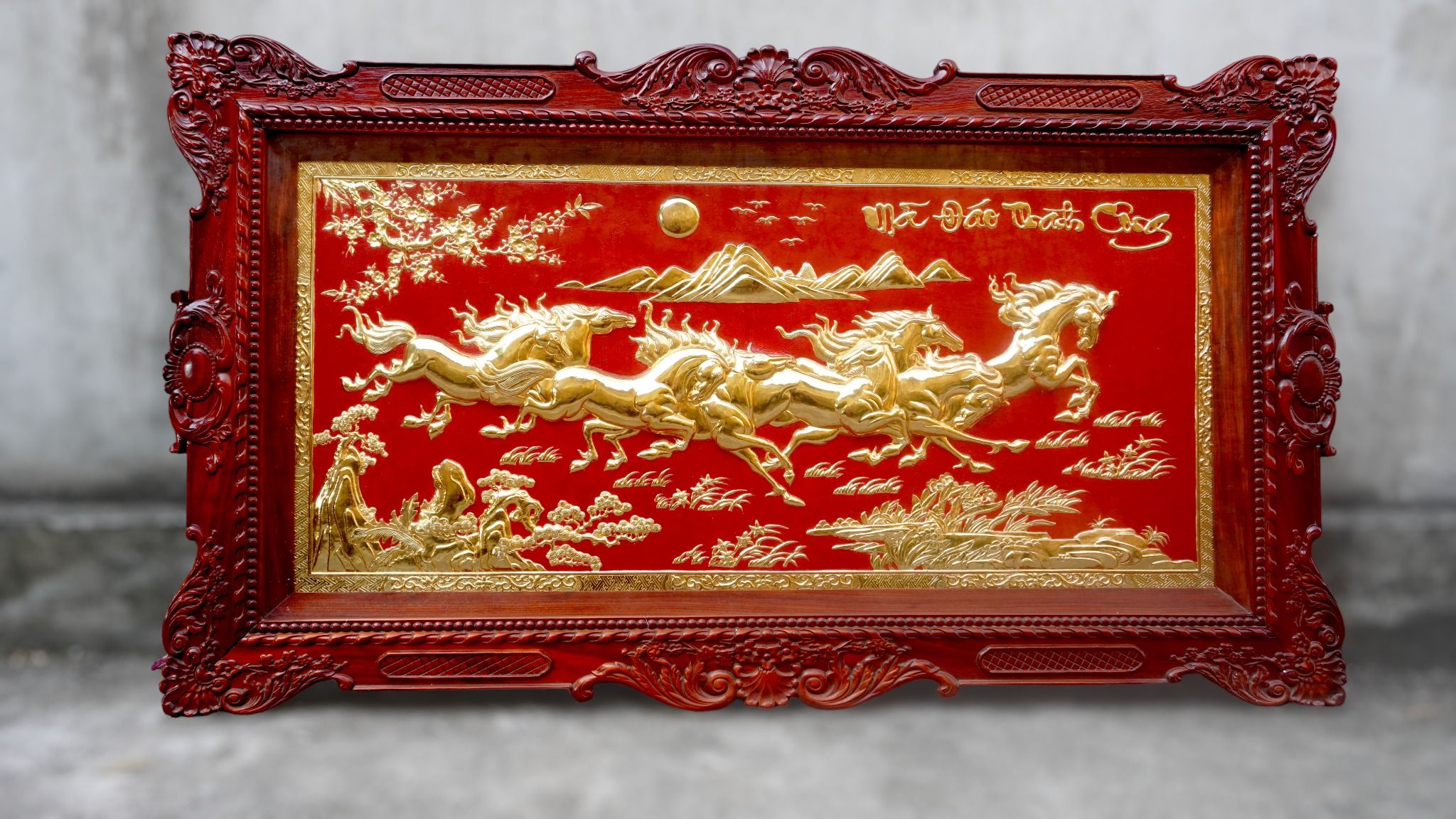 tranh ma dao thanh cong bang dong vang ma vang 24k khung go huong duc hoa van kich thuoc 1m55x88cm xuong tranh dong