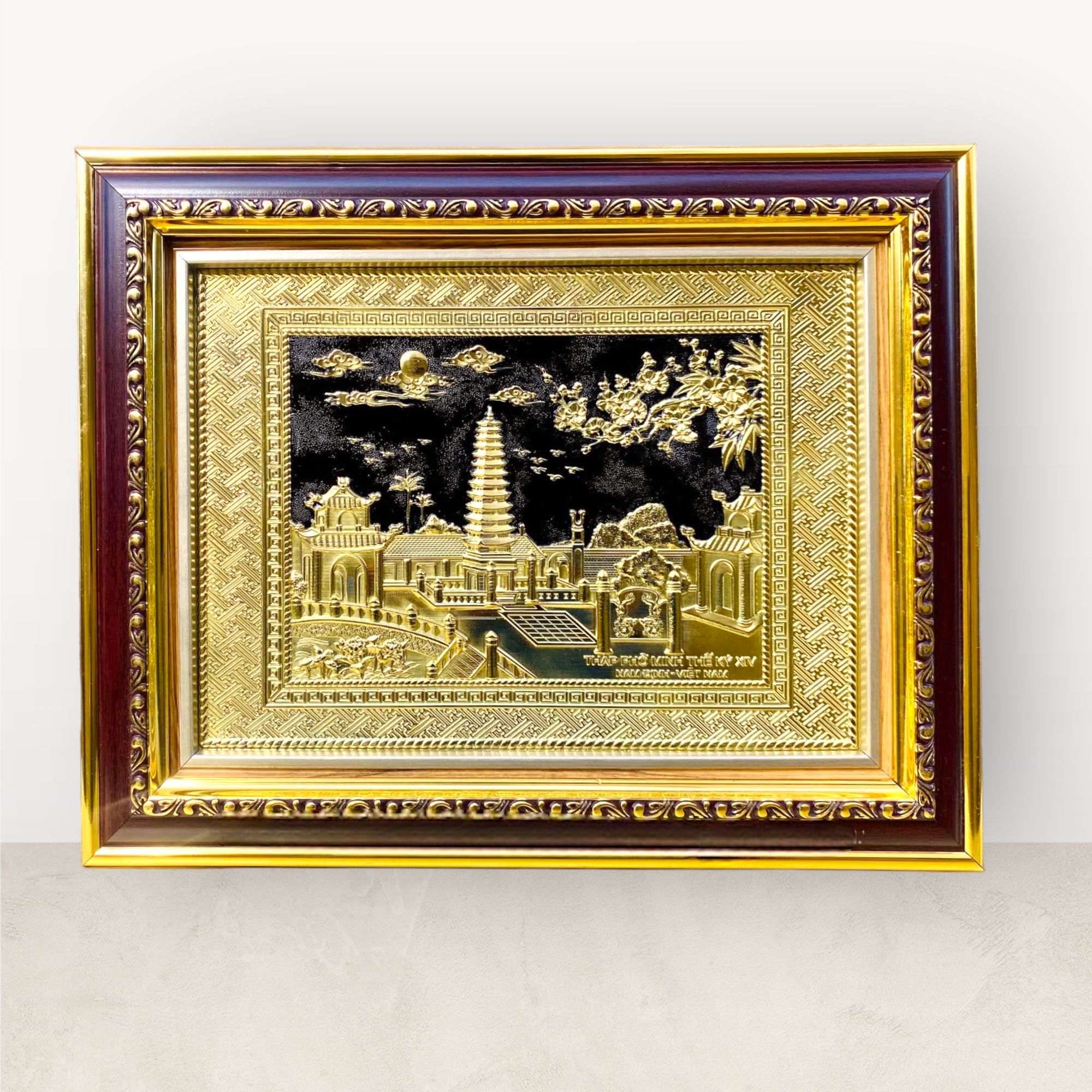 tranh qua tang danh lam thap pho minh the ki xiv bang dong vang kich thuoc 28x34cm mau 3 xuong tranh dong