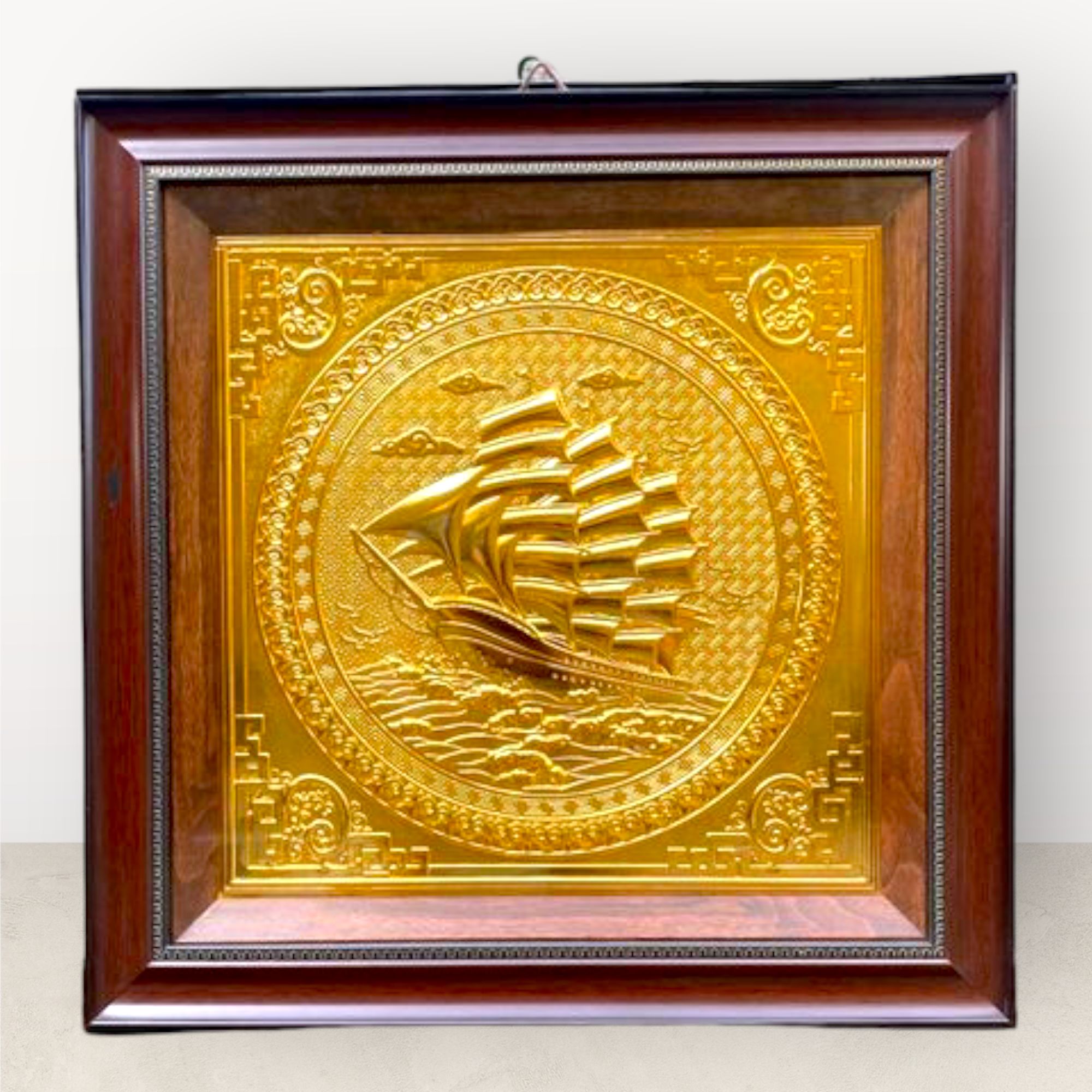 tranh qua tang thuan buom xuoi gio dong vang ma vang 24k kich thuoc 48x48cm xuong tranh dong