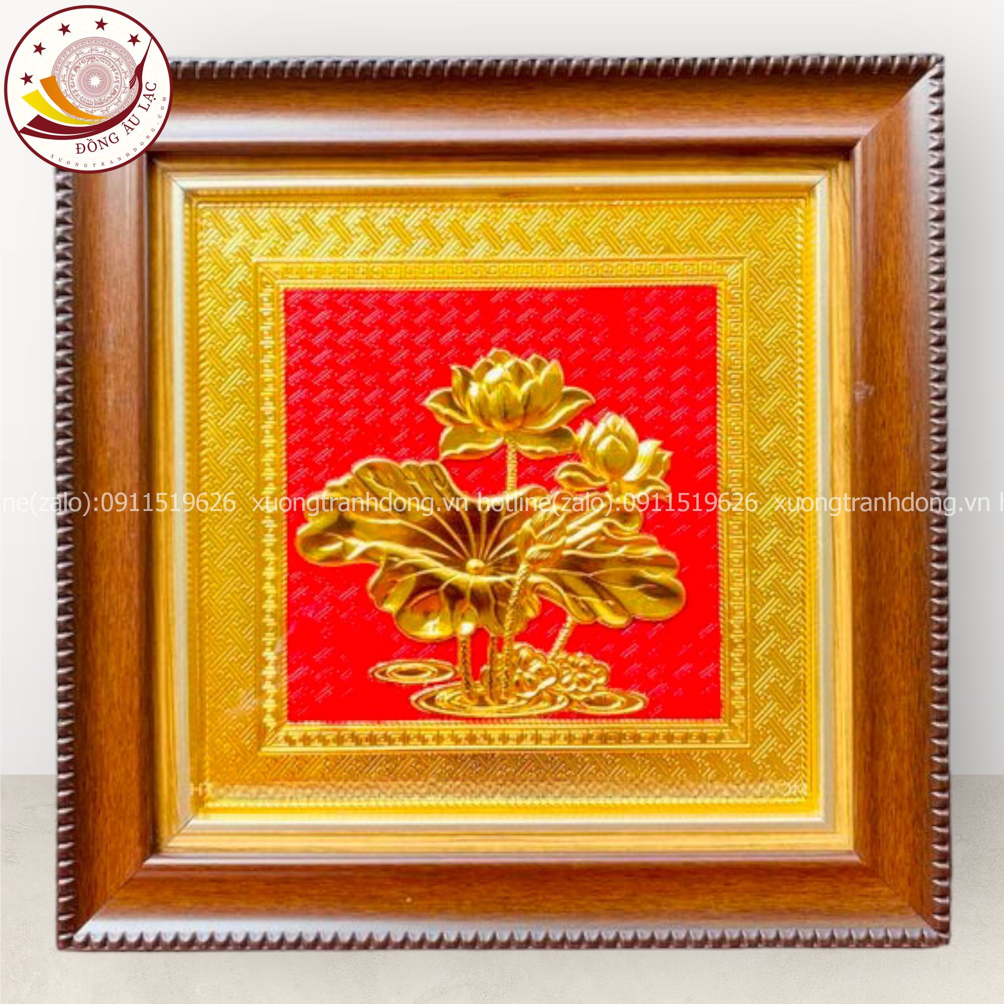 tranh qua tang hoa sen dong vang ma vang 24k de ban kich thuoc 30x30cm mau 7 xuong tranh dong