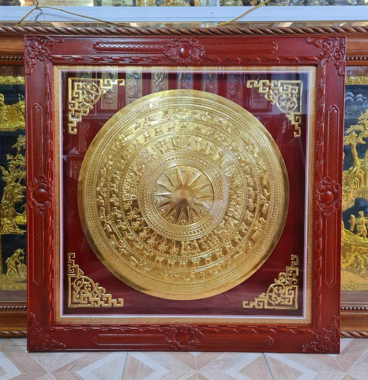 tranh trong dong dong vang dat vang kich thuoc 1m15x1m15 xuong tranh dong