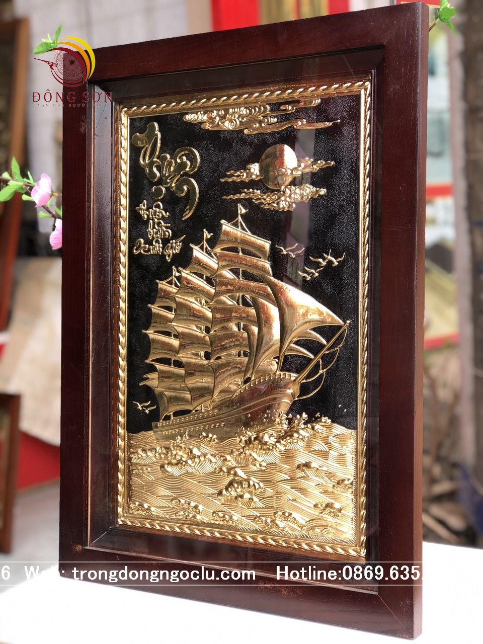 tranh thuan buom xuoi gio bang dong nen den ma vang 24k cao cap tranh qua tang dep kich thuoc 38cm x 54cm