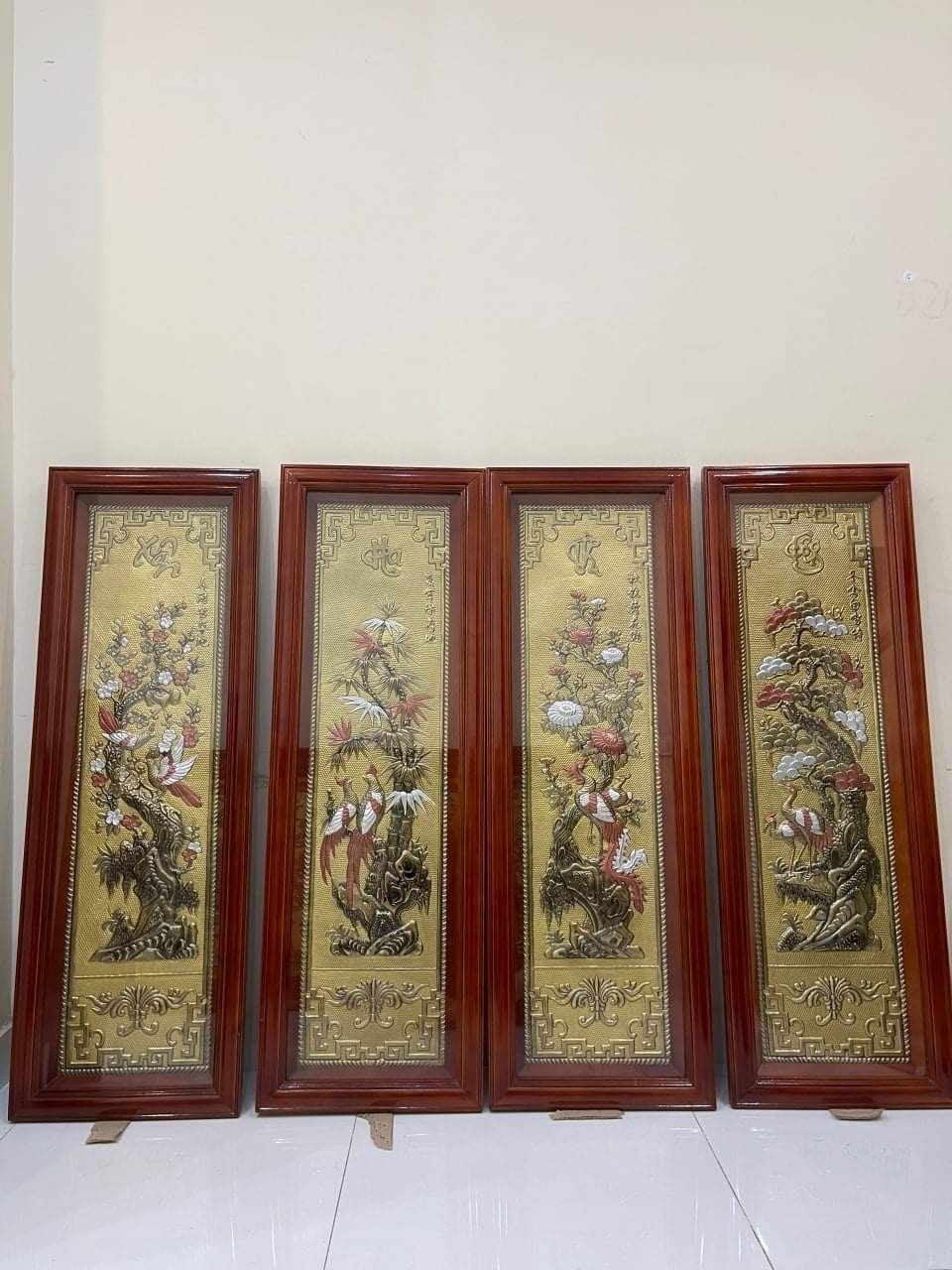 tranh tu quy dong vang dat vang kich thuoc 40x120cm mau 1 xuong tranh dong