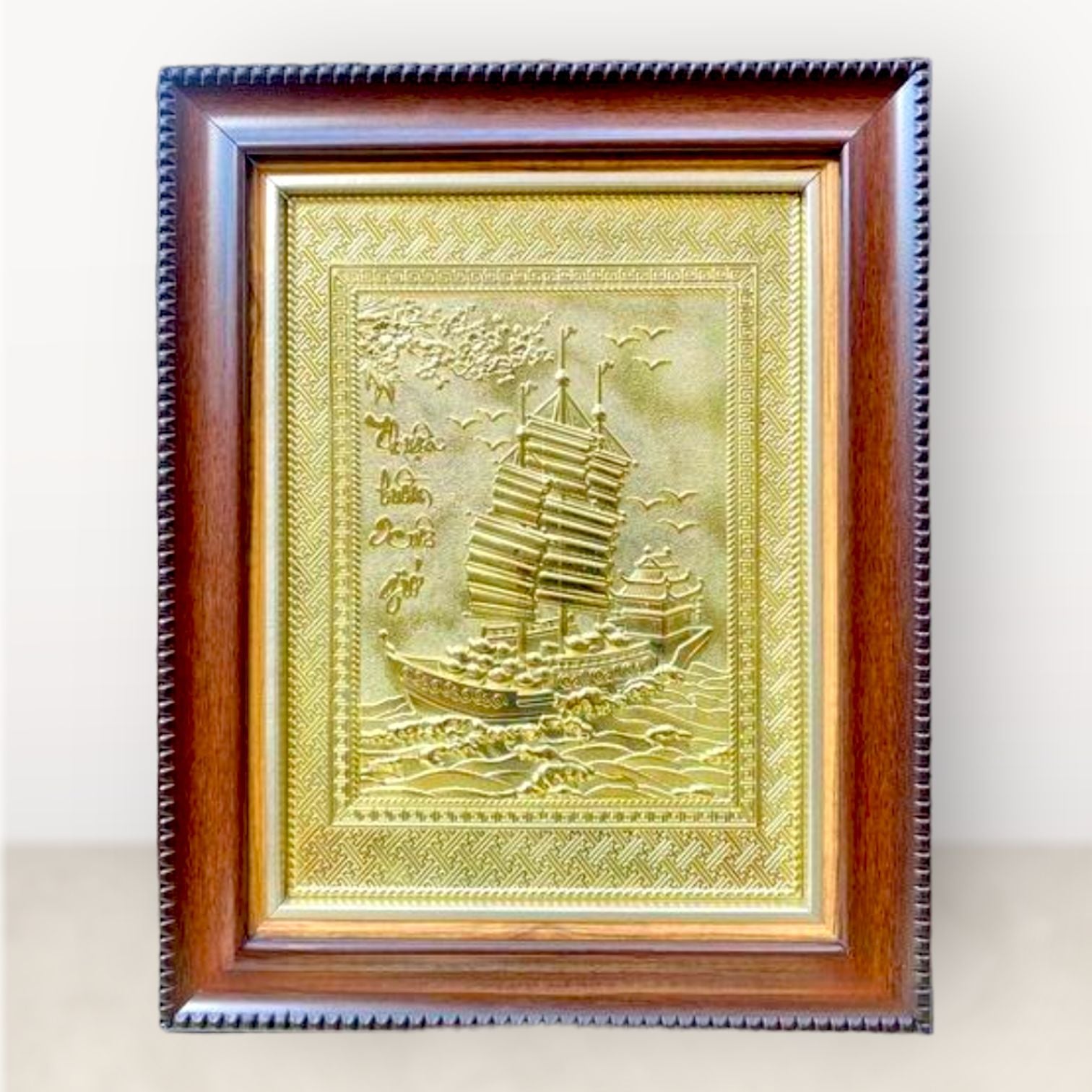 tranh qua tang thuan buom xuoi gio dong vang kich thuoc 28x34cm mau 3 xuong tranh dong