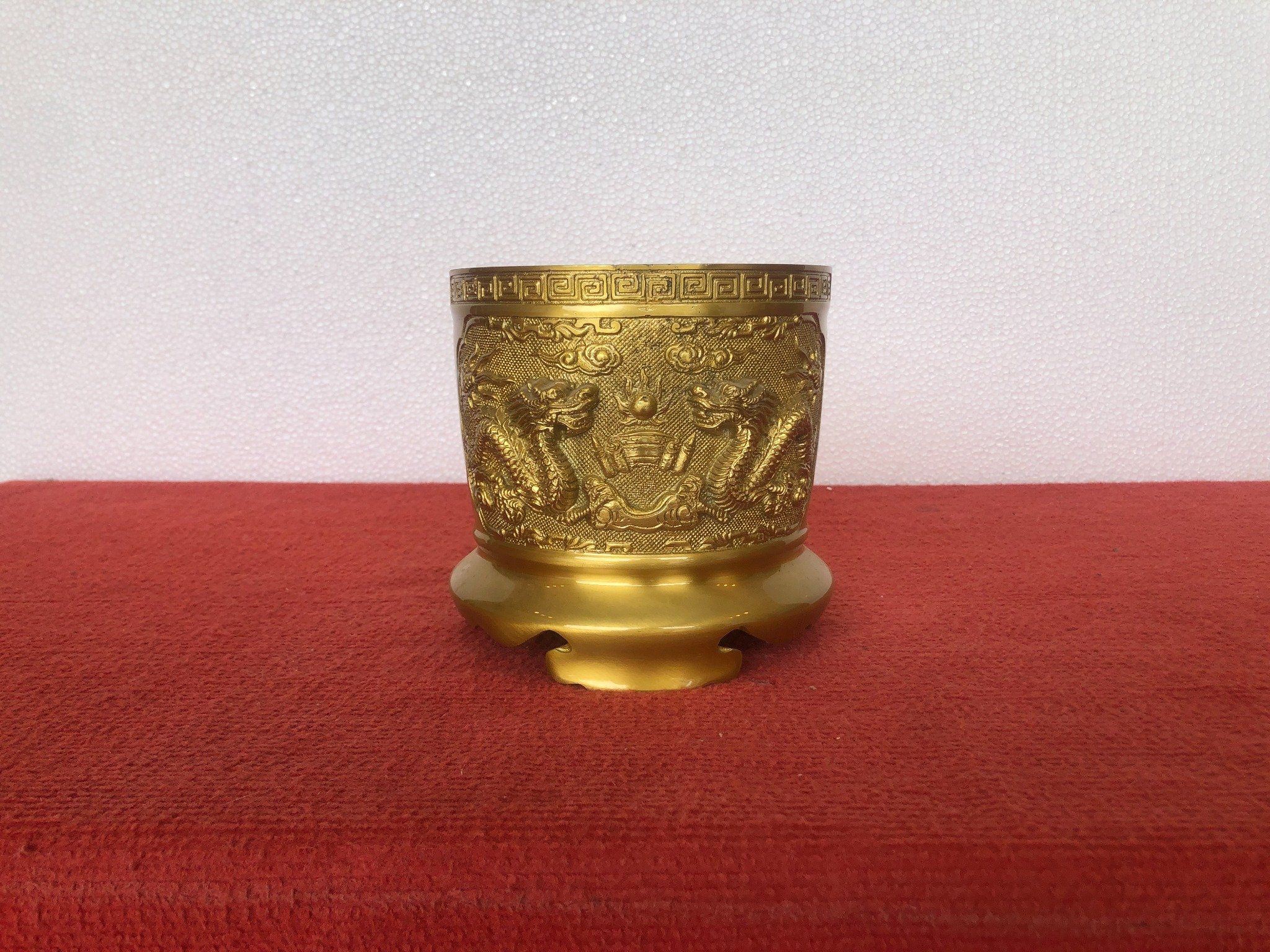 bat huong dong vang mau vang dam duong kinh 18cm xuong tranh dong
