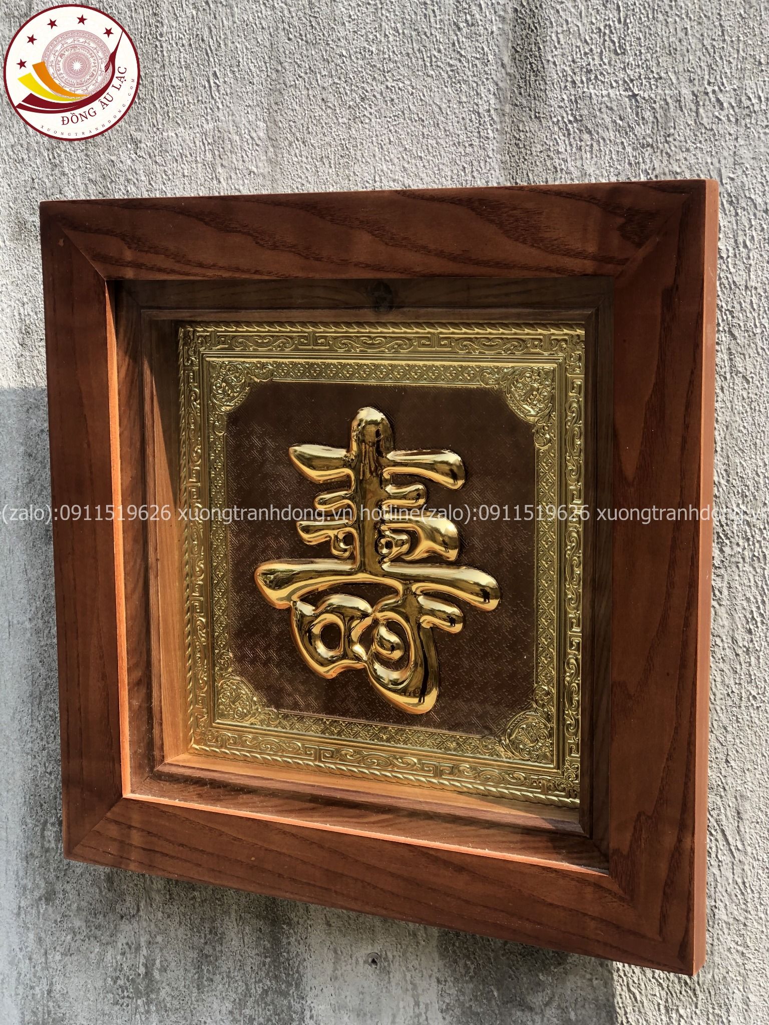 tranh qua tang chu tho bang dong vang ma vang phan chu kich thuoc 38x38cm xuong tranh dong