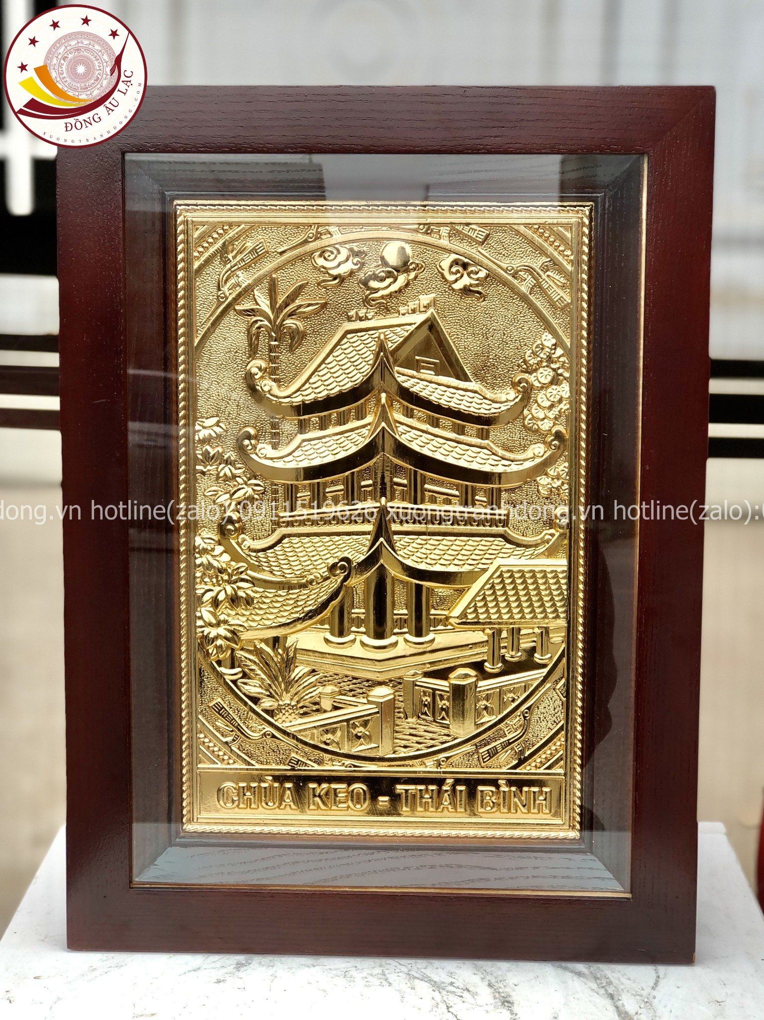 tranh qua tang danh lam chua keo thai binh dong vang dat vang 24k kich thuoc 28x38cm mau 2 xuong tranh dong
