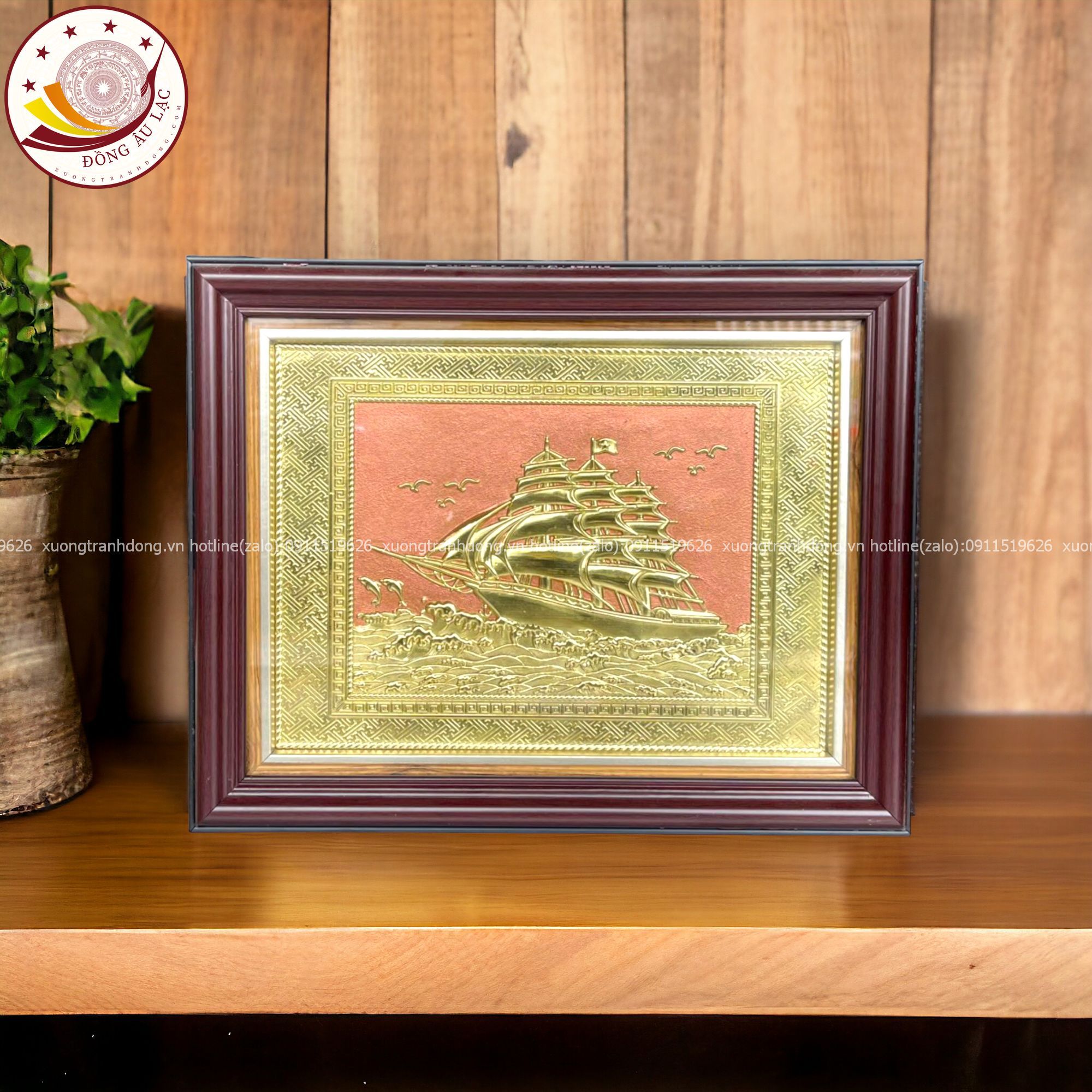 tranh qua tang thuan buom xuoi gio dong vang kich thuoc 28x34cm mau 1 xuong tranh dong