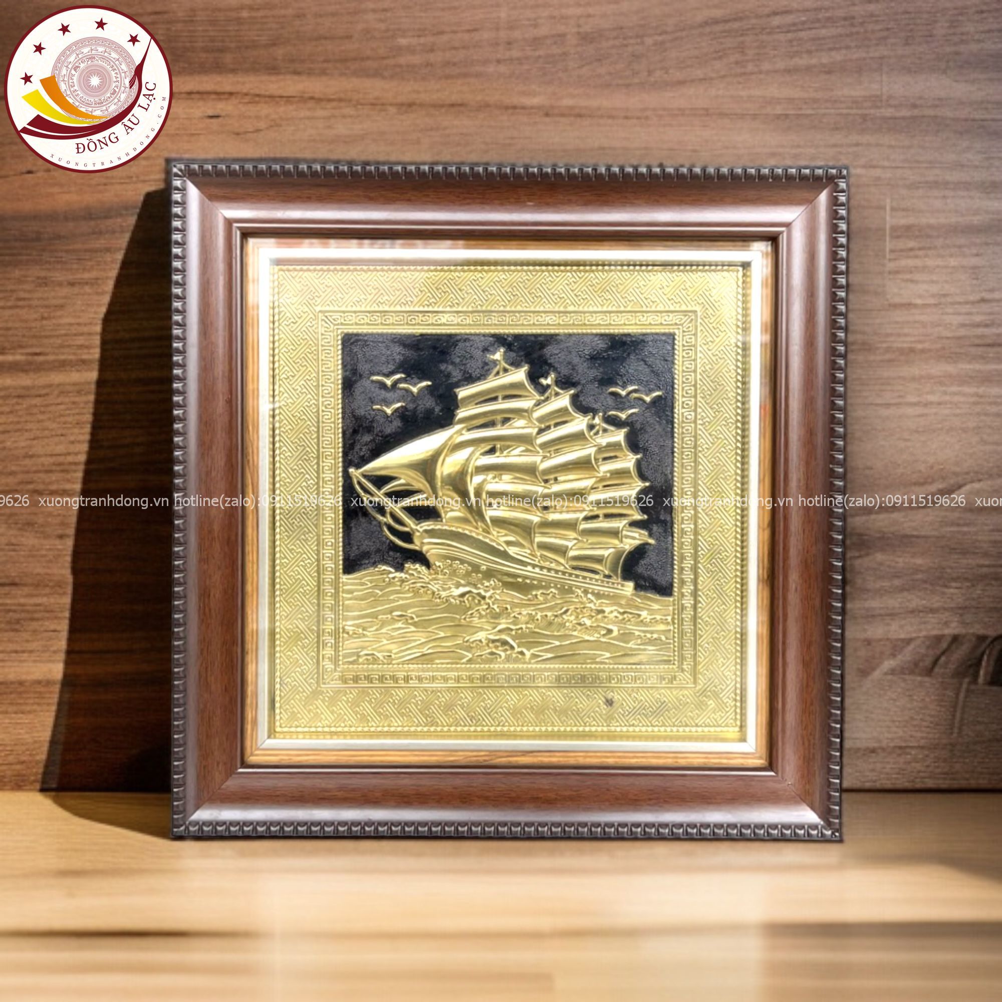 tranh qua tang thuan buom xuoi gio dong vang kich thuoc 30x30cm mau 1 xuong tranh dong