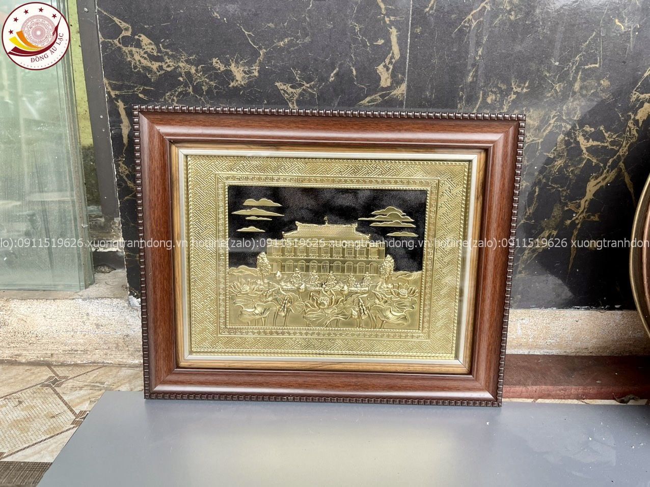 tranh qua tang danh lam ben nha rong bao tang ho chi minh dong vang kich thuoc 28x34cm mau 1 xuong tranh dong