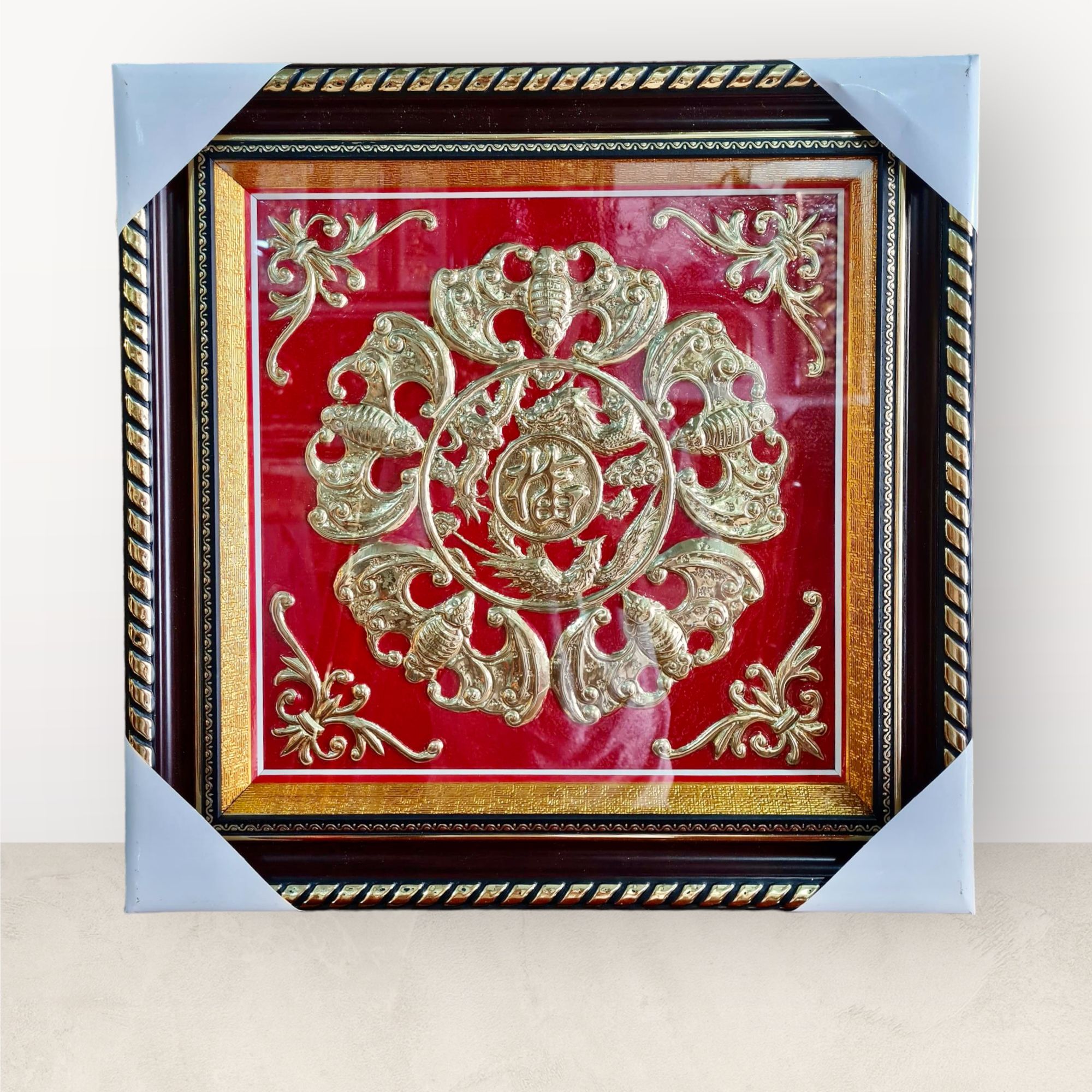 tranh qua tang chu phuc ngu phuc bang dong vang kich thuoc 60x60cm mau 1 xuong tranh dong