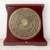 tranhquatangtranhtrongbangdongvangdebankichthuoc23x23cmxuongtranhdong