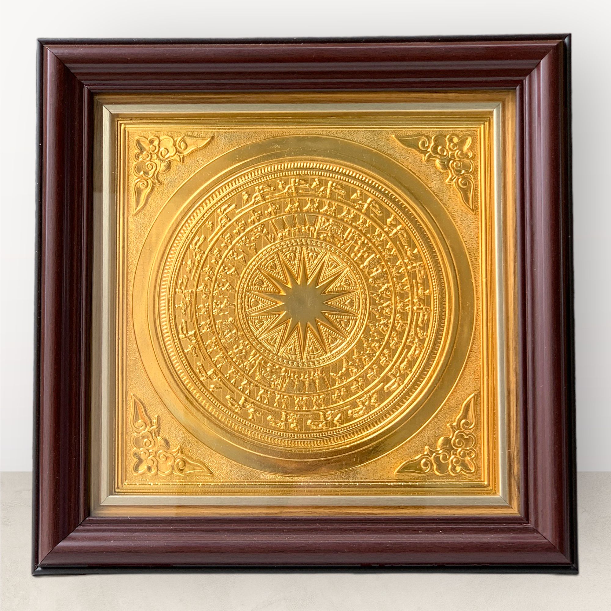 tranh qua tang tranh trong bang dong vang ma vang 24k kich thuoc 26x26cm xuong tranh dong