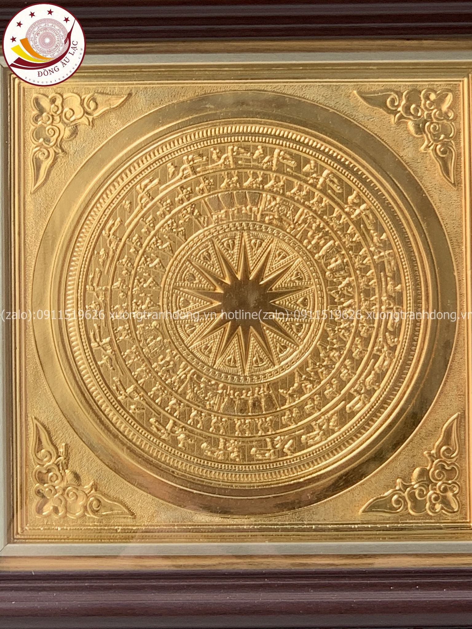 tranh qua tang tranh trong bang dong vang ma vang 24k kich thuoc 26x26cm xuong tranh dong