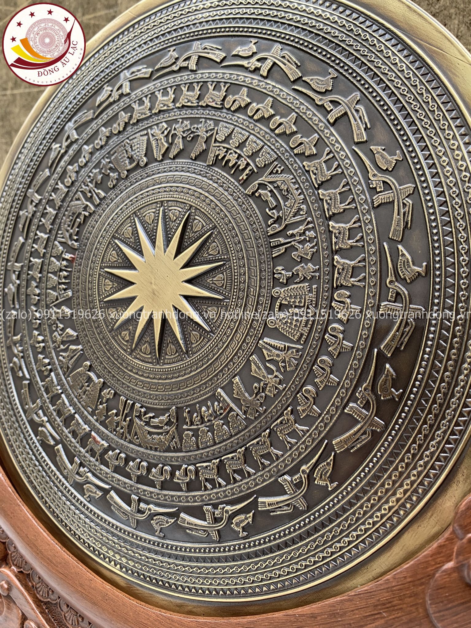 tranh qua tang tranh trong bang dong vang de ban duong kinh 26cm xuong tranh dong