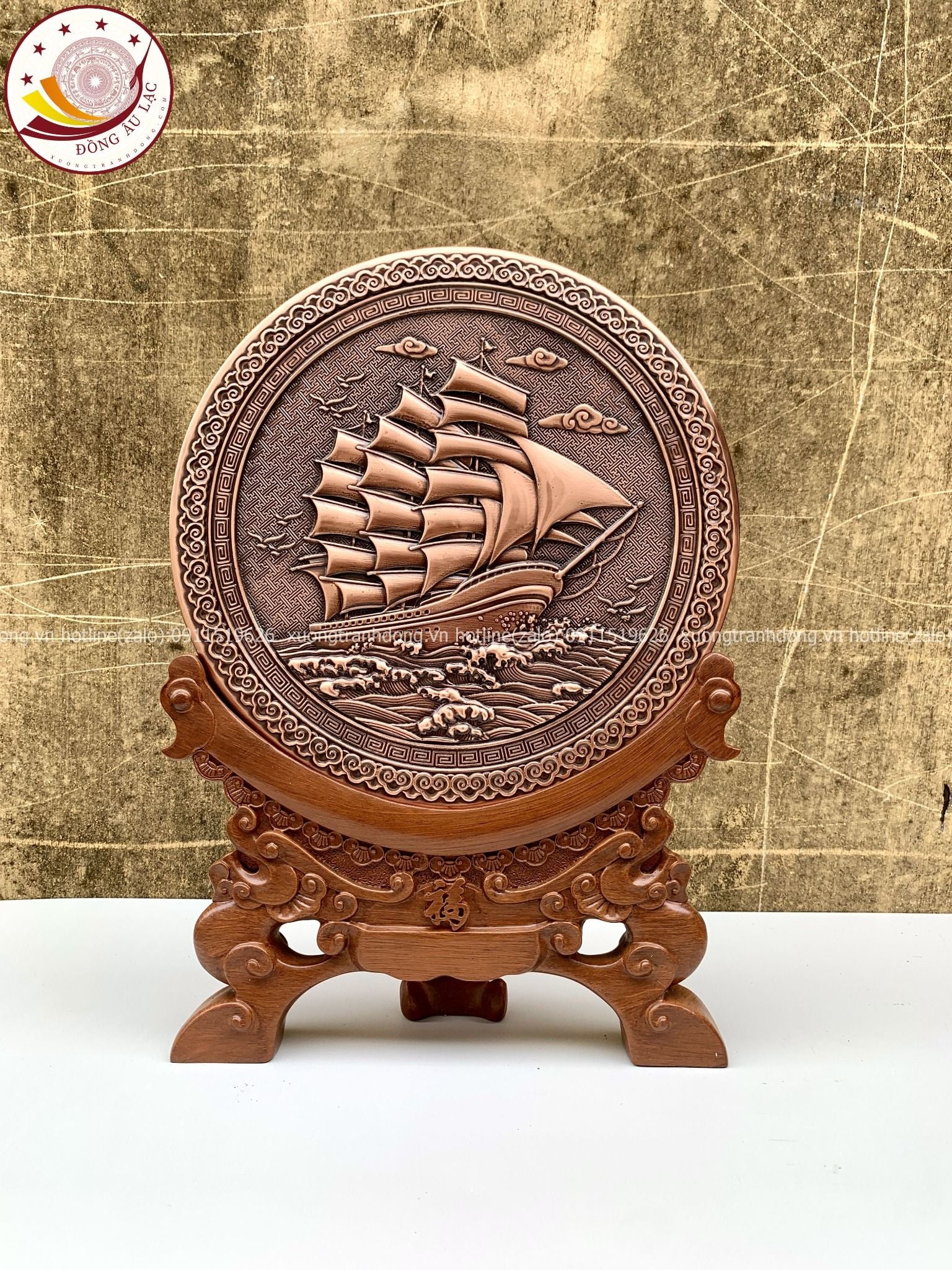 tranh qua tang thuan buom xuoi gio de ban dong do duong kinh 26cm de go cam xuong tranh dong