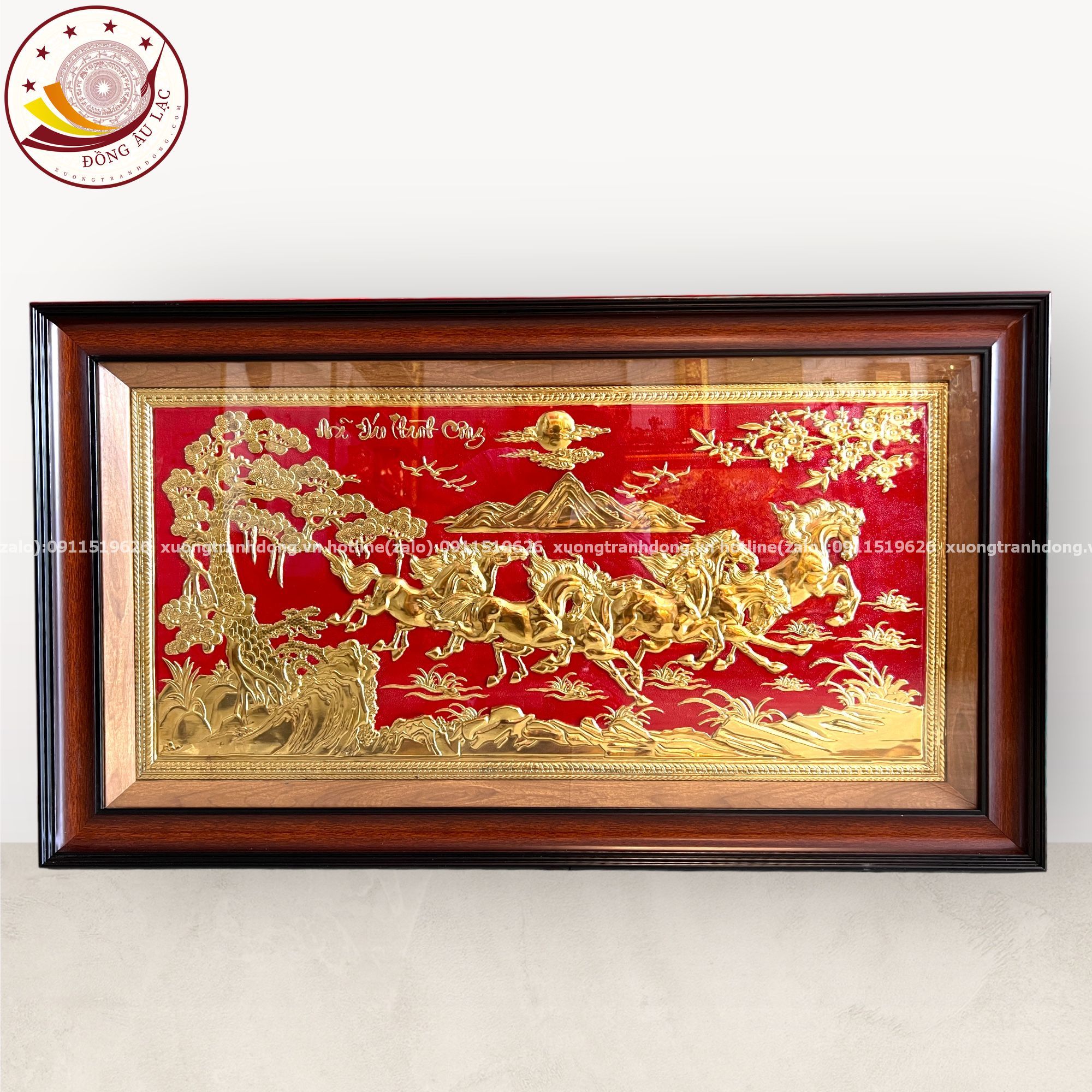 tranh qua tang ma dao thanh cong dong vang nen do kich thuoc 52x92cm mau 2 xuong tranh dong