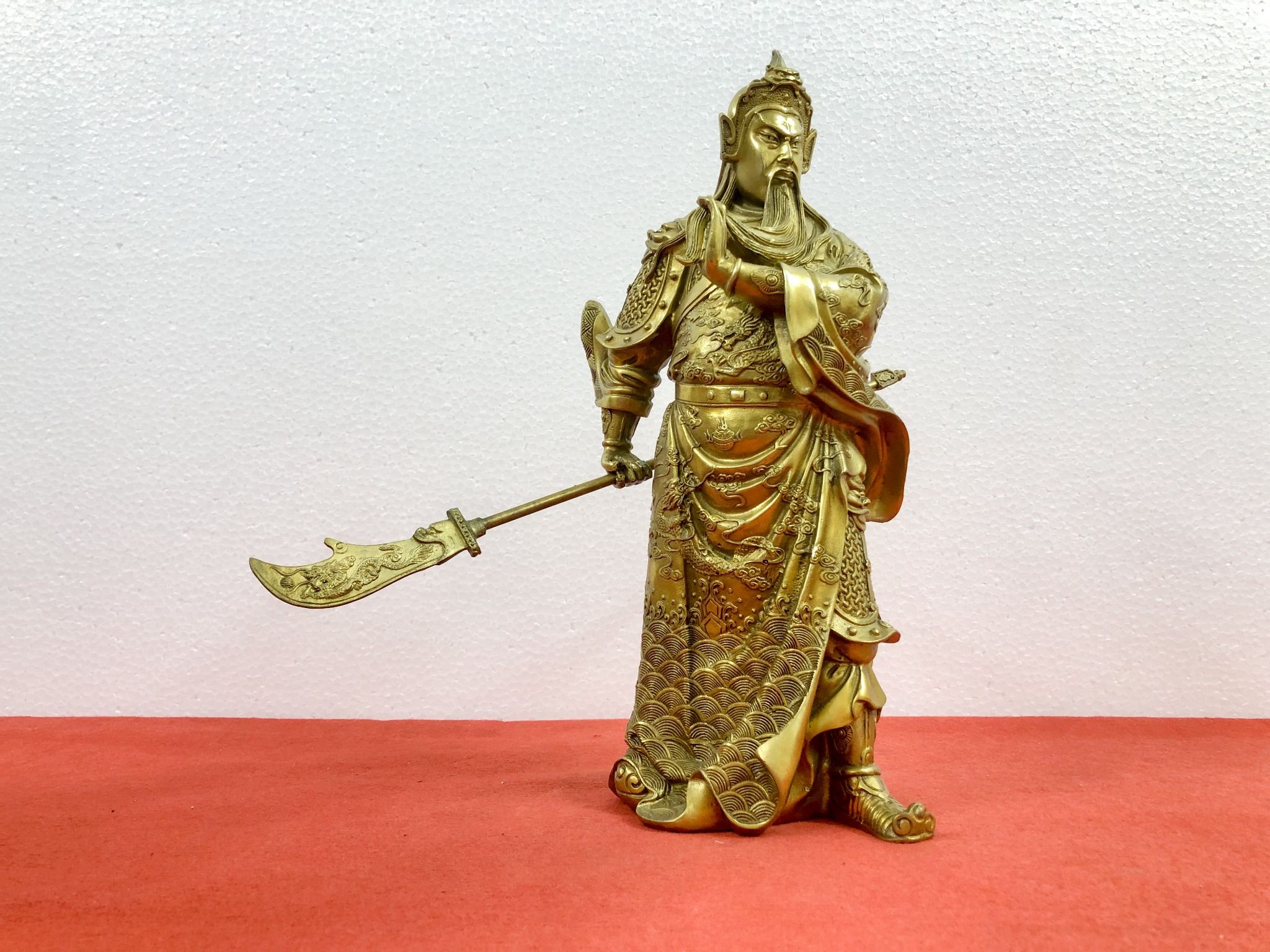 tuong quan cong tran ai dong vang cao 40cm xuong tranh dong
