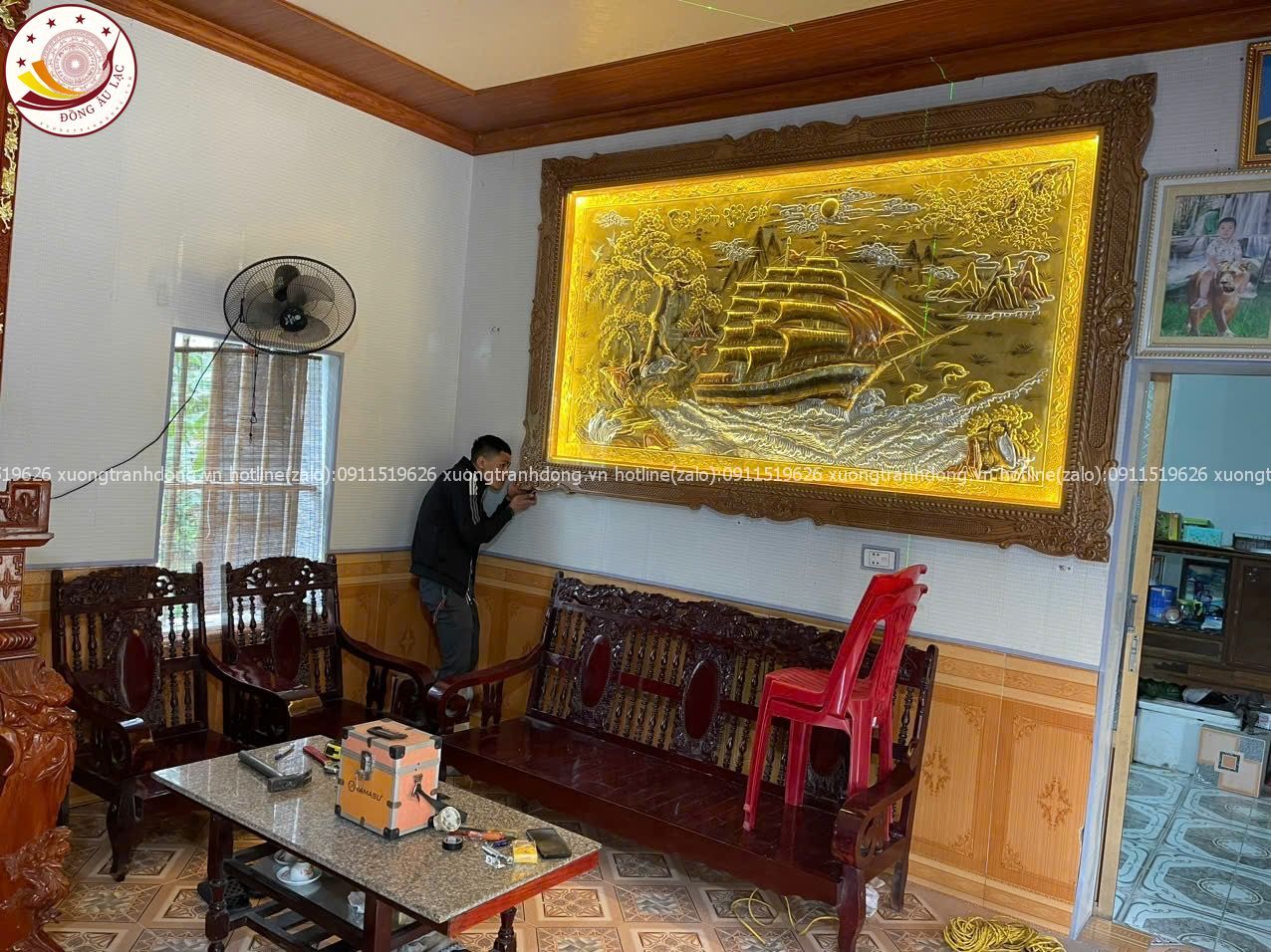 tranh thuan buom xuoi gio bang dong vang xuoc dat khung duc kt 1m55x2m55 xuong tranh dong