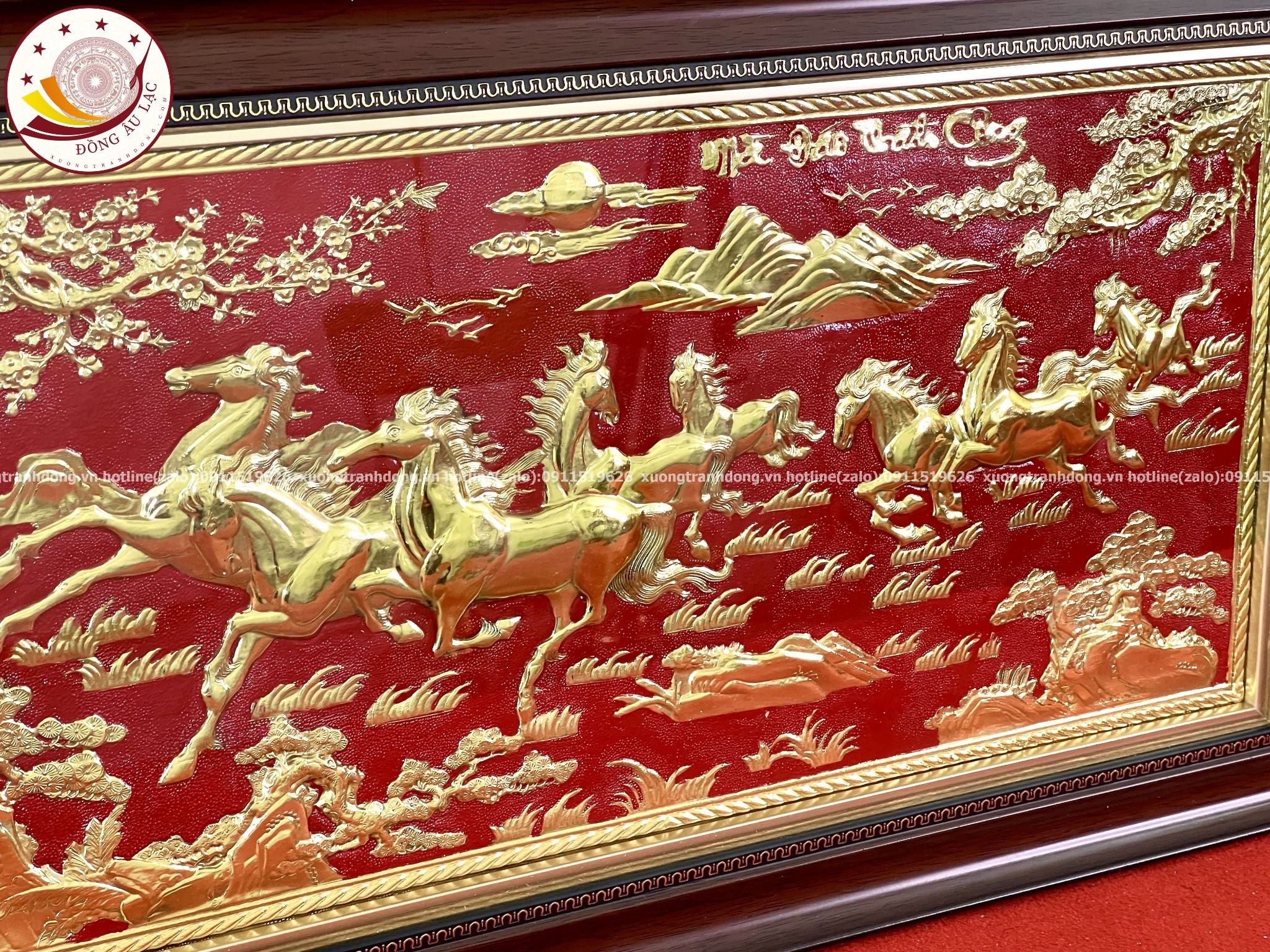 tranh qua tang ma dao thanh cong dong vang nen do kich thuoc 38x68cm mau 2 xuong tranh dong