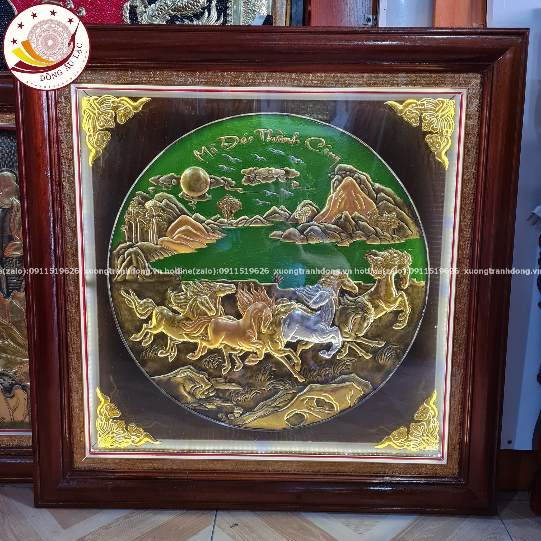 tranh qua tang ma dao thanh cong dong vang dat vang bac kich thuoc 80x80cm mau 2 xuong tranh dong