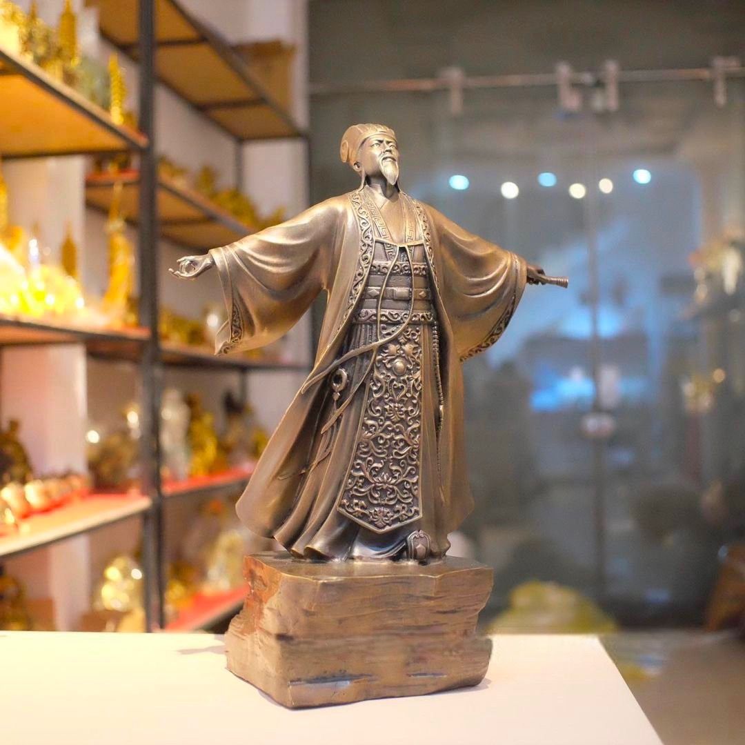 tuong khong minh dong vang gia co cao 45cm xuong tranh dong