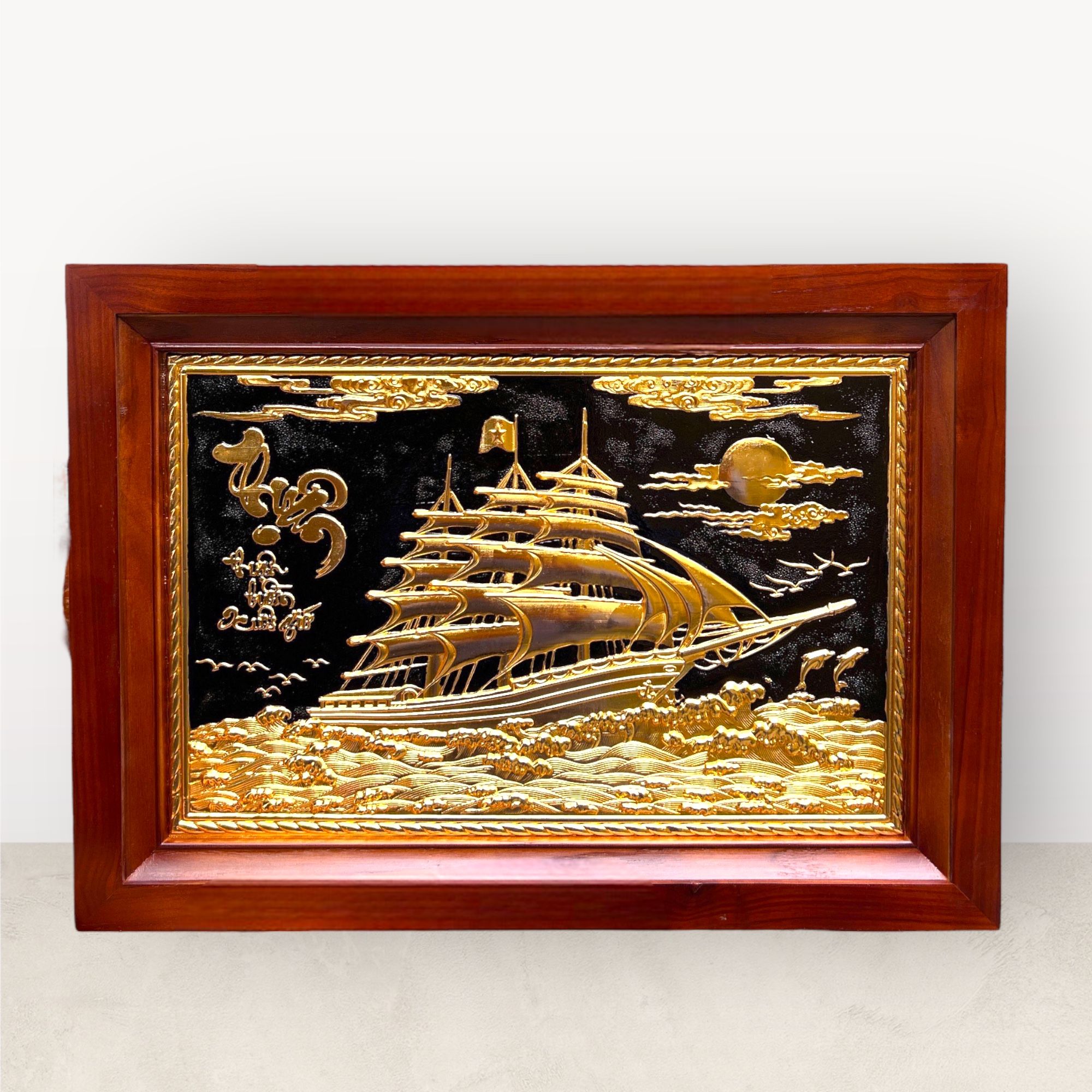 tranh qua tang thuan buom xuoi gio dong vang dat vang kich thuoc 38x54cm mau 4 xuong tranh dong