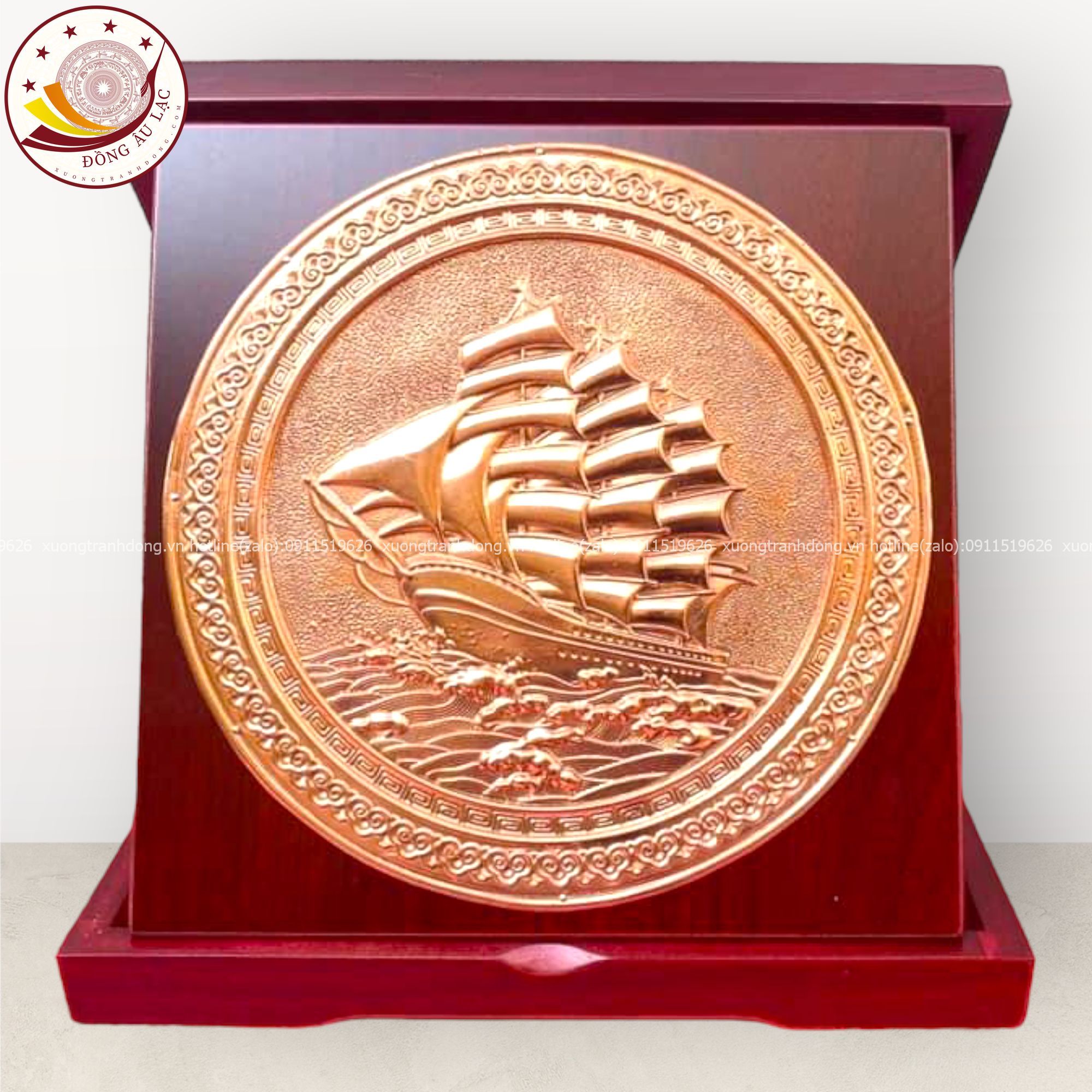 tranh qua tang thuan buom xuoi gio de ban dong do kich thuoc 23cm xuong tranh dong