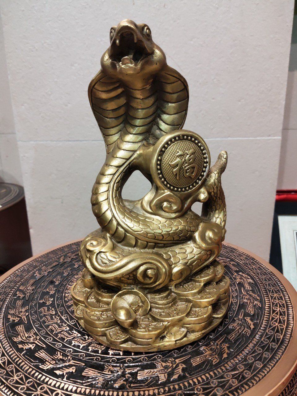 tuong ran de tien dong vang cao 23cm ngang 12cm nang 1 4kg xuong tranh dong