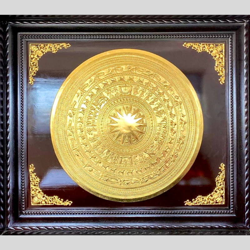 tranh trong dong dat vang kich thuoc 155 135