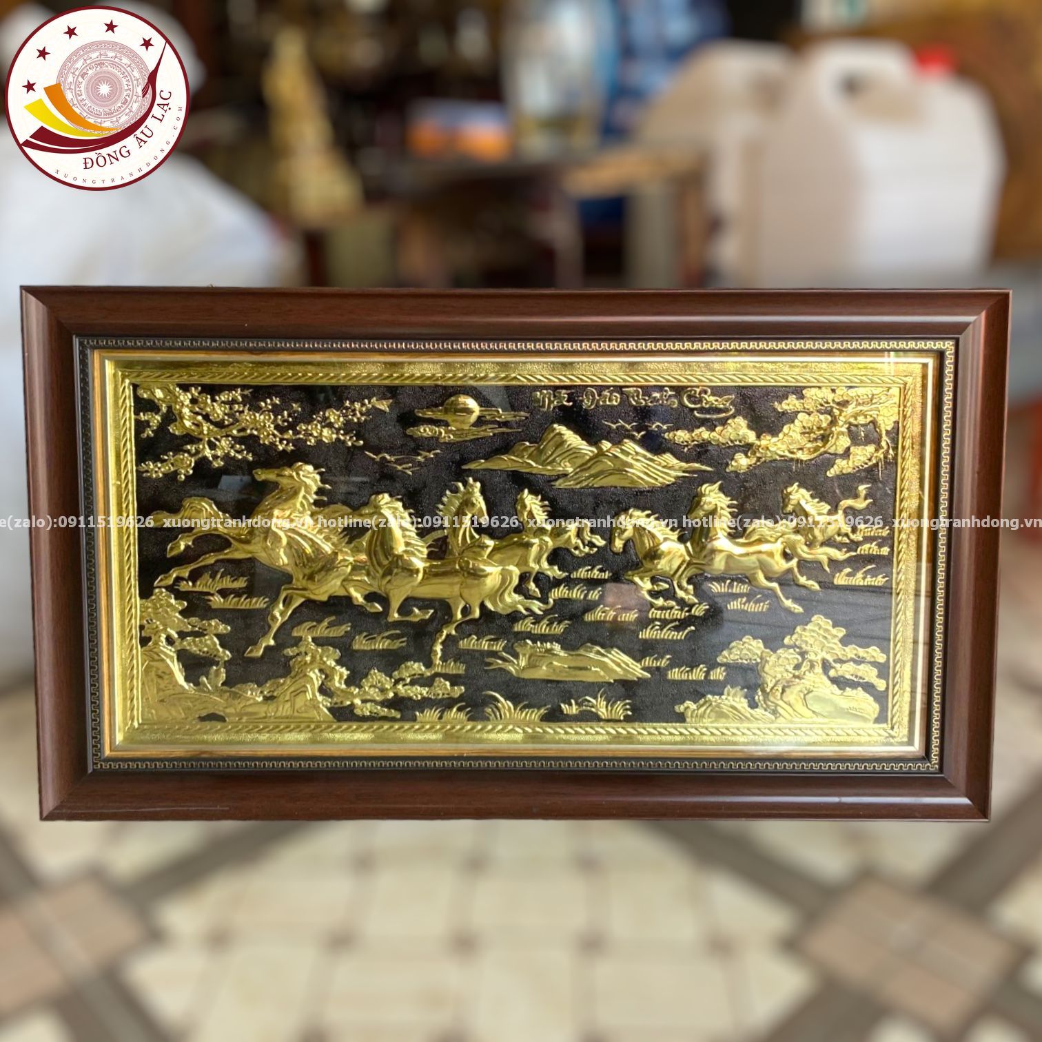 tranh qua tang ma dao thanh cong dong vang nen den kich thuoc 38x68cm xuong tranh dong