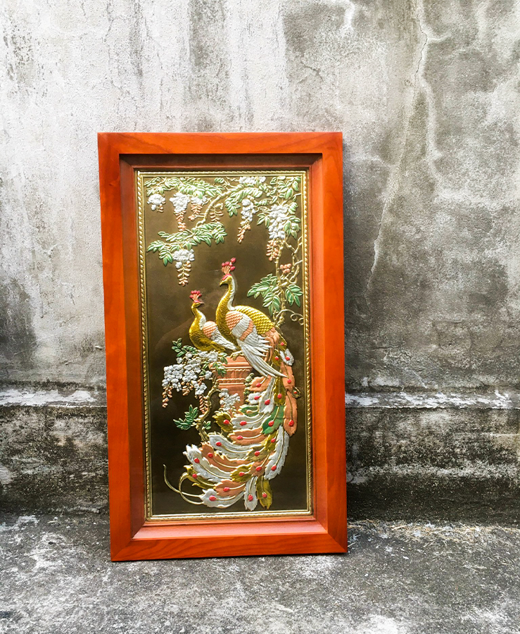 tranh phu the vien man dong vang kich thuoc 38x68cm nen den ve nen khung soi