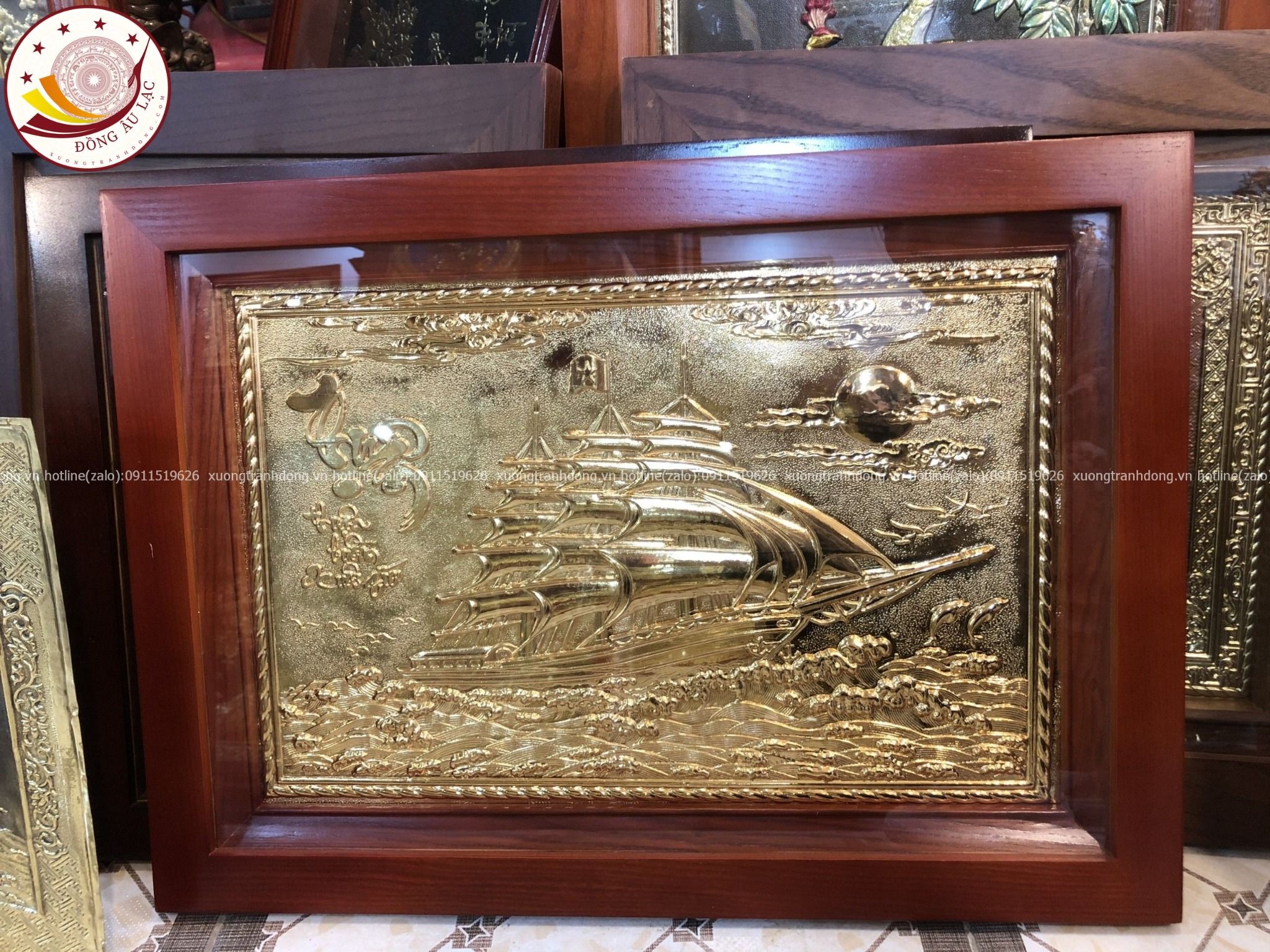 tranh qua tang thuan buom xuoi gio dong vang ma vang 24k kich thuoc 38x54cm mau 3 xuong tranh dong