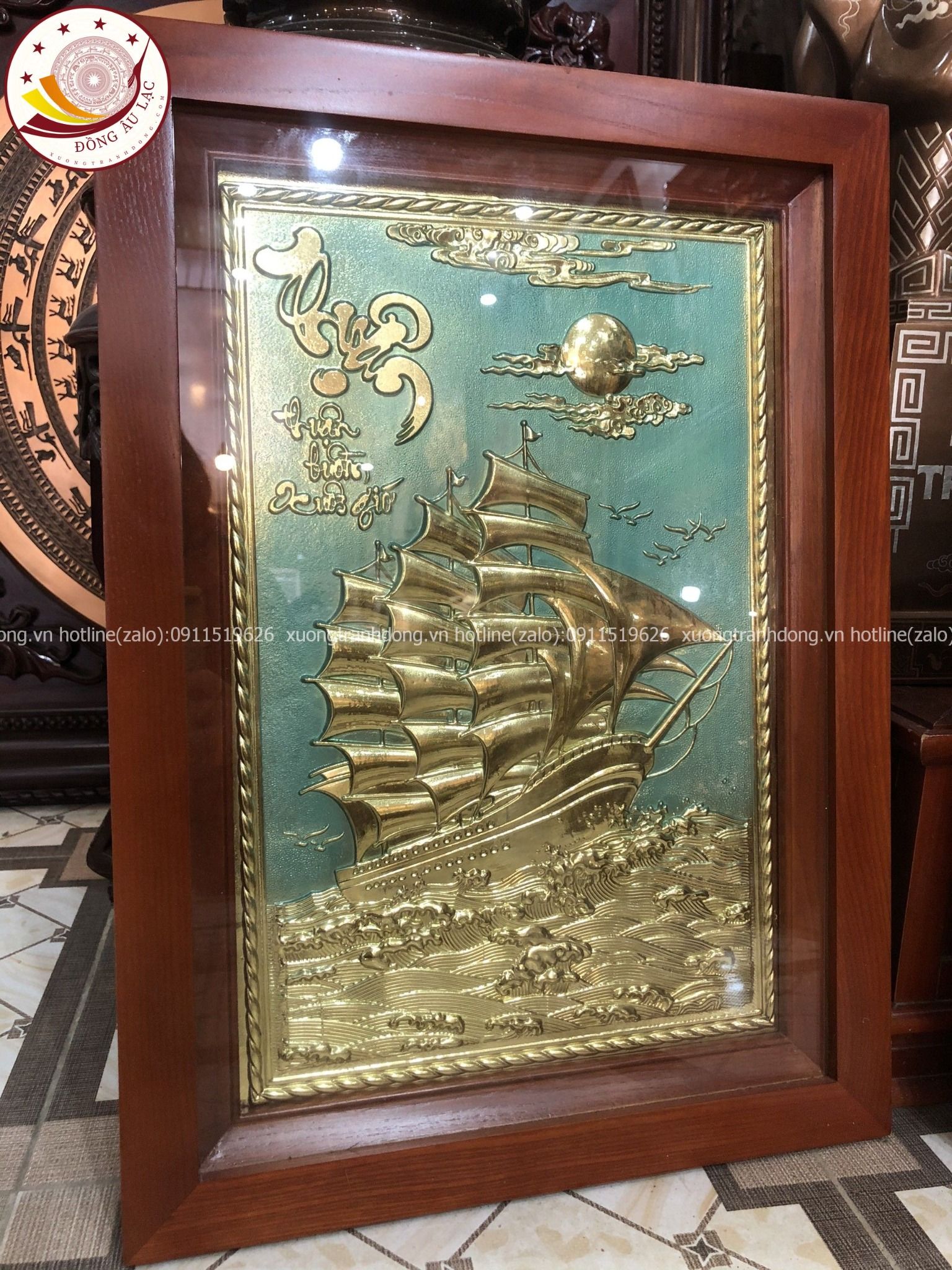 tranh qua tang thuan buom xuoi gio dong vang kich thuoc 38x54cm mau 1 xuong tranh dong