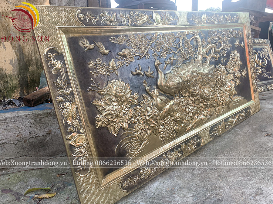 tranh phu the vien man dong vang kich thuoc 87x107cm nen gia co khung dong