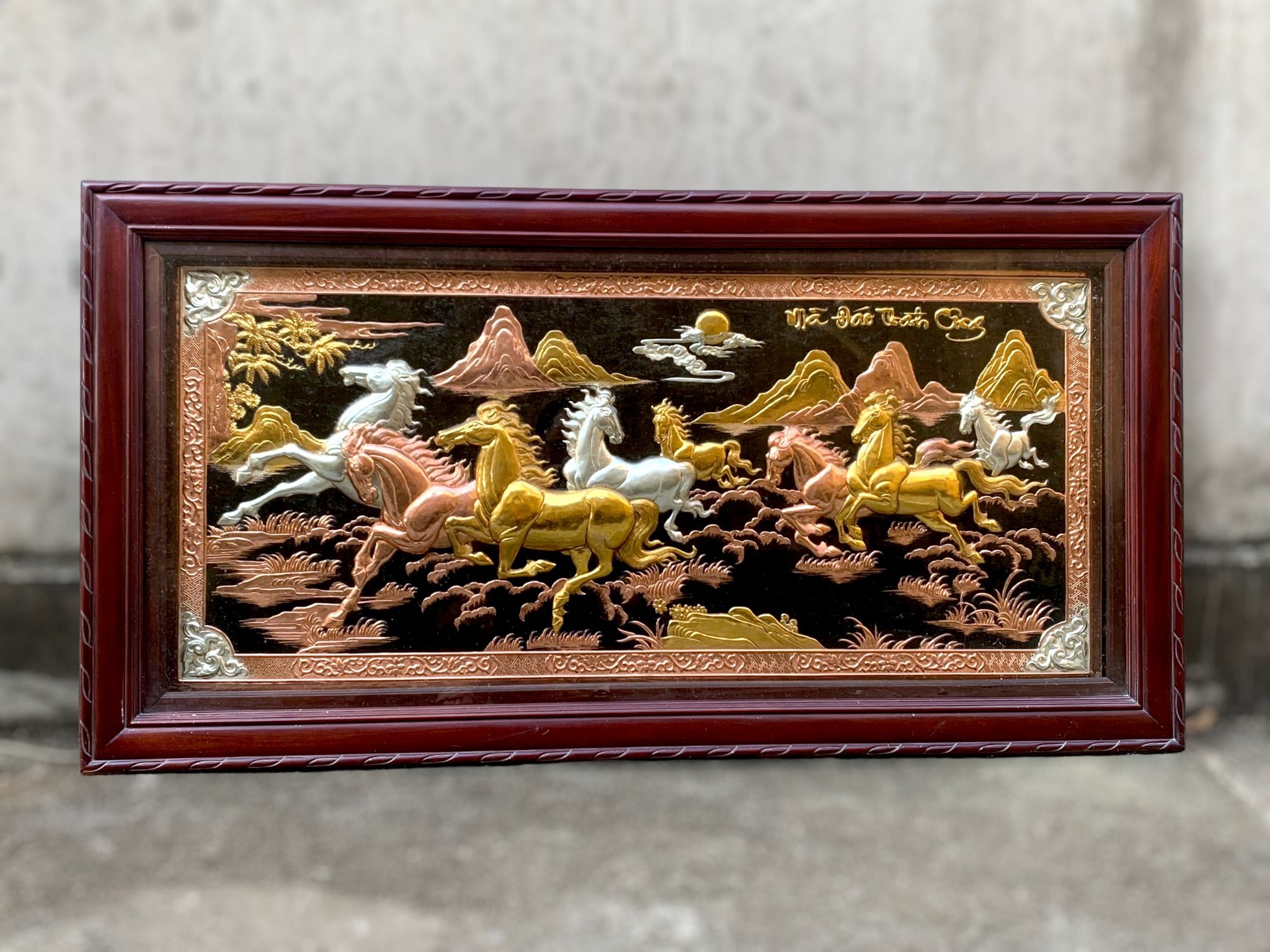 tranh ma dao thanh cong bang dong do dat vang bac khung go gu kich thuoc 1m55x88cm xuong tranh dong