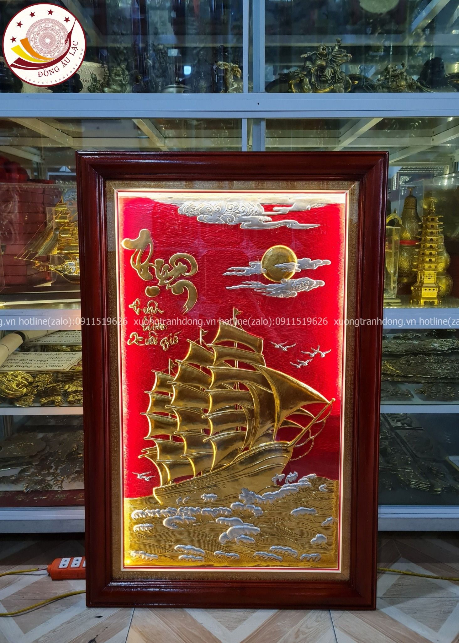 tranh qua tang thuan buom xuoi gio dong vang dat vang kich thuoc 72x112cm mau 2 xuong tranh dong